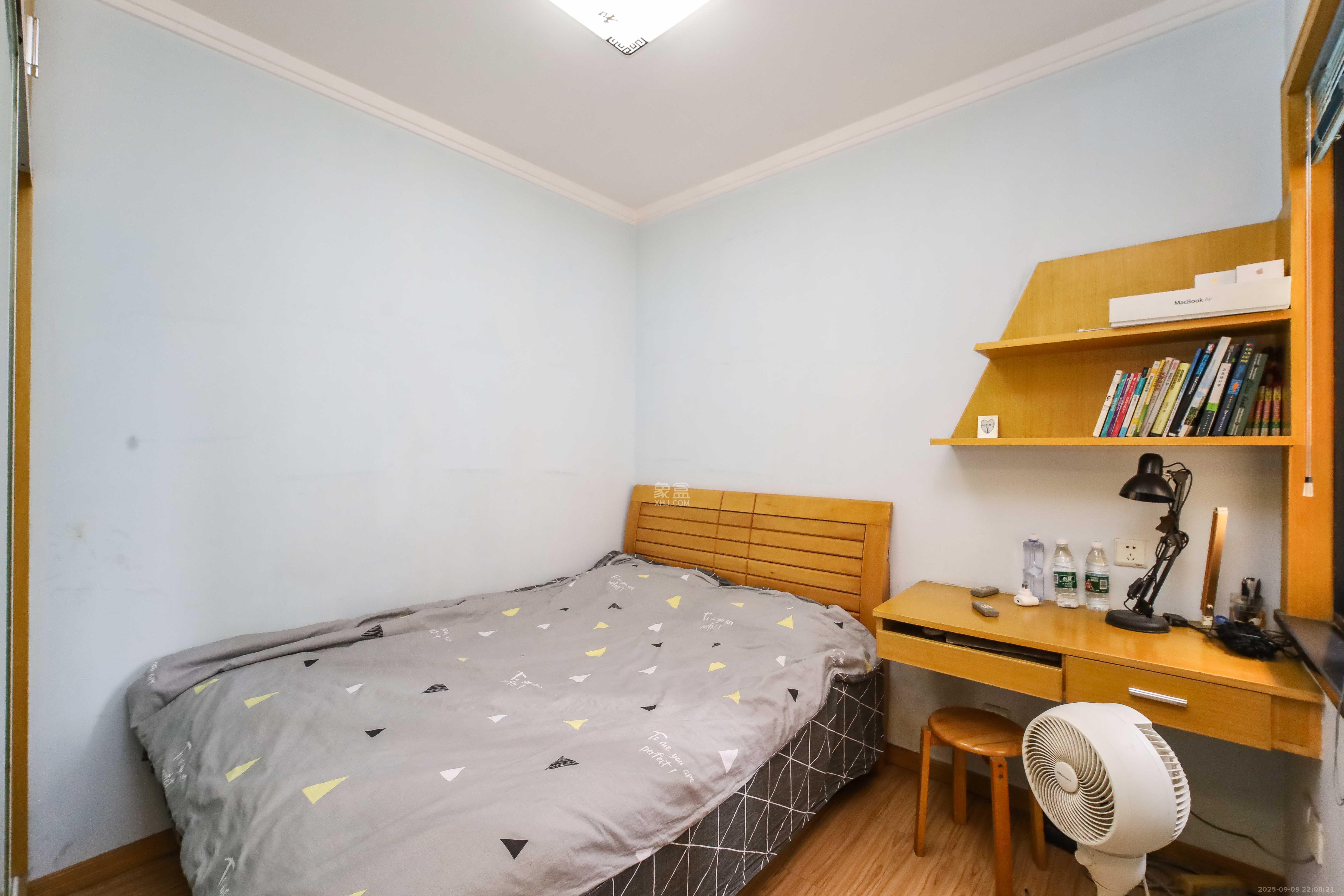 锦湘国际星城三期(锦绣苑) 3室2厅2卫 122.0万 锦湘国际星城三期(锦绣苑) 3室2厅2卫 122.0万卧室