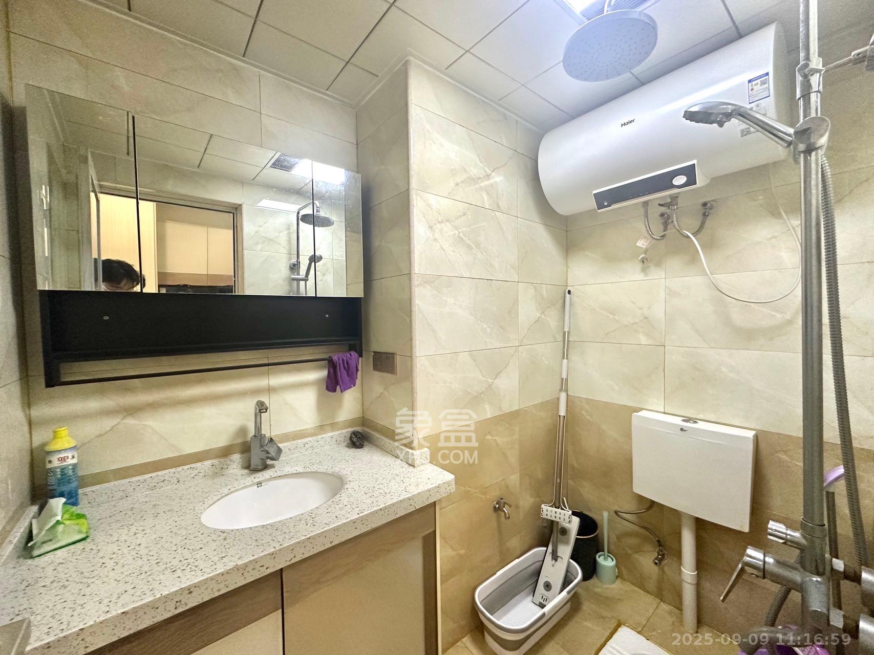 高升时代广场(冠铭商务中心) 1室1厅1卫 1300.0元/月 高升时代广场(冠铭商务中心) 1室1厅1卫 1300.0元/月室内图