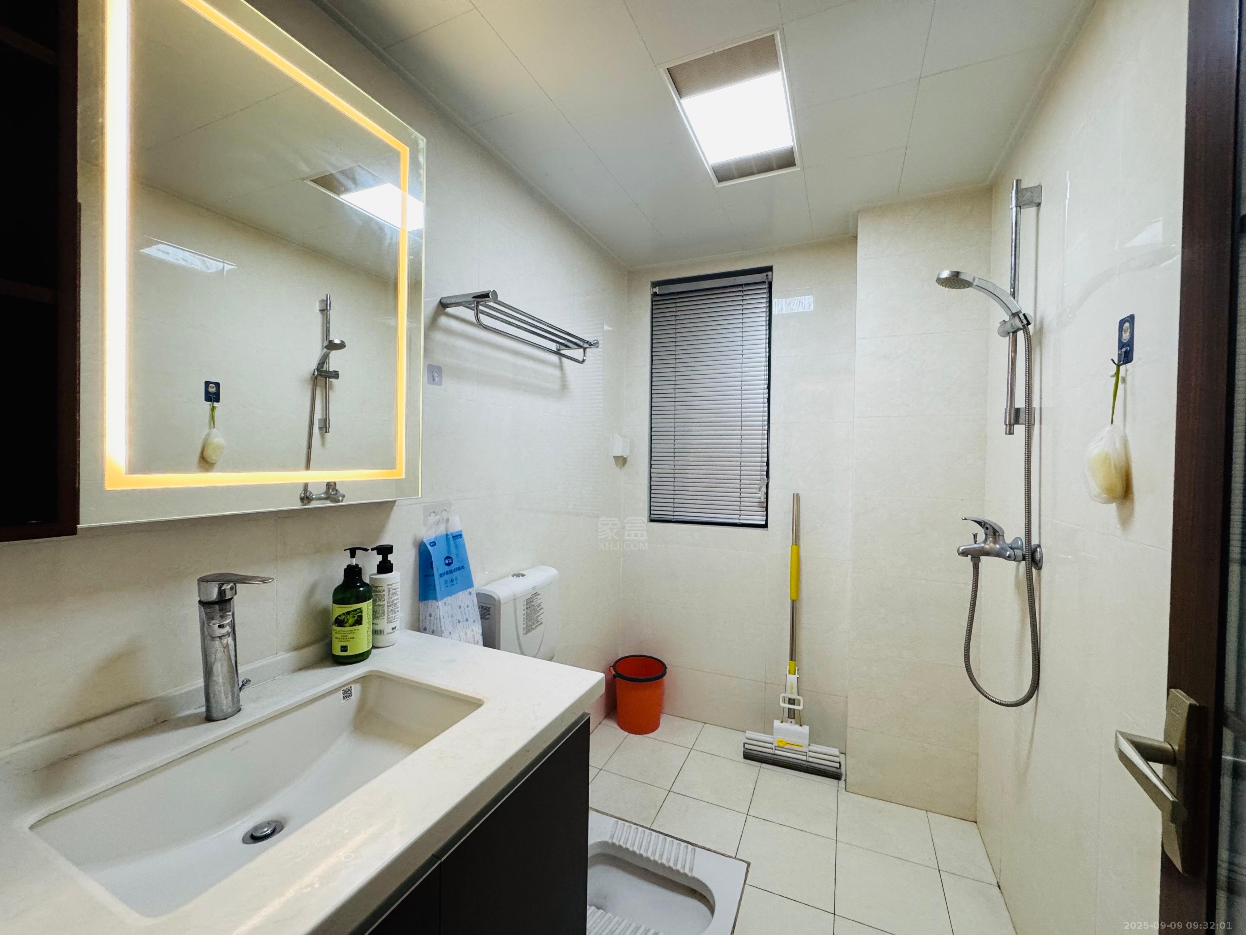 中建玥熙台  3室2厅2卫    1900.0元/月室内图