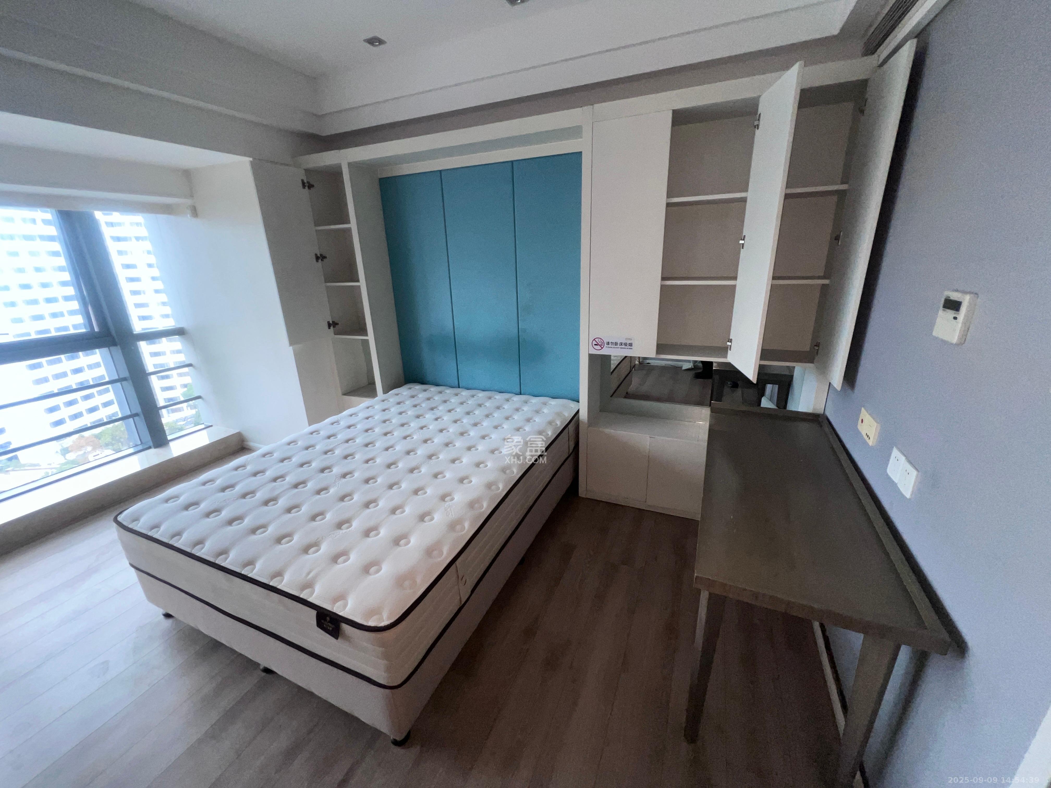 泊富公寓（泊富国际广场）  1室1厅1卫    2500.0元/月室内图