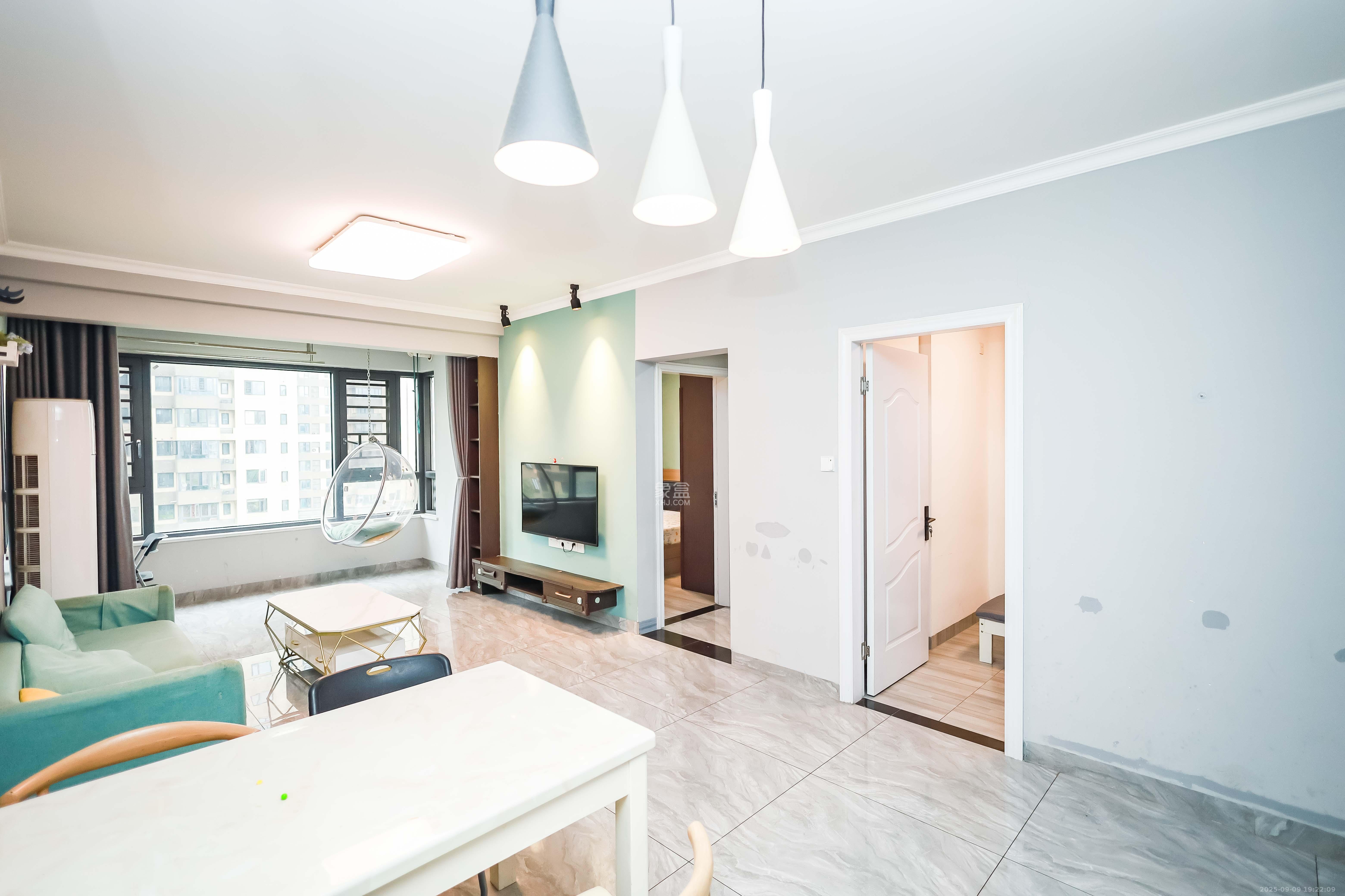 长房云时代 3室2厅1卫 71.8万 长房云时代 3室2厅1卫 71.8万客厅