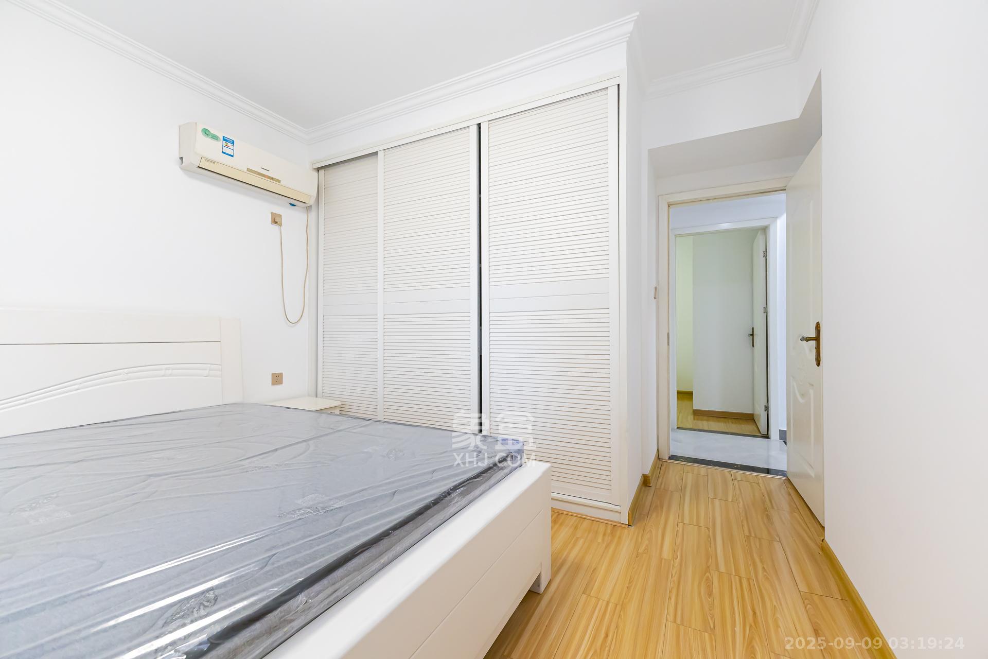 时代倾城三期 2室2厅1卫 68.8万 时代倾城三期 2室2厅1卫 68.8万卧室