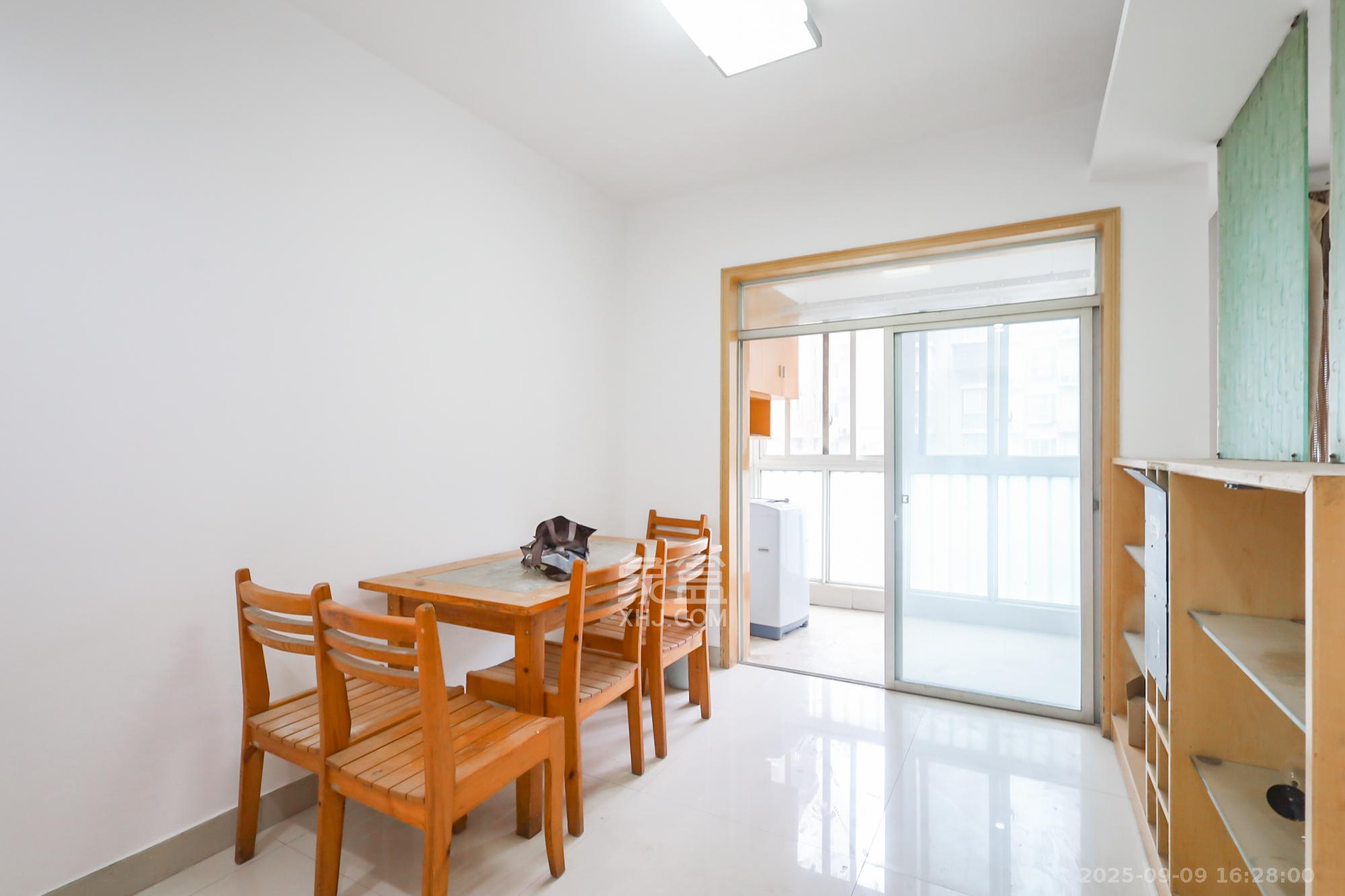 香海西岸  3室2厅2卫    130.0万 香海西岸  3室2厅2卫    130.0万其他