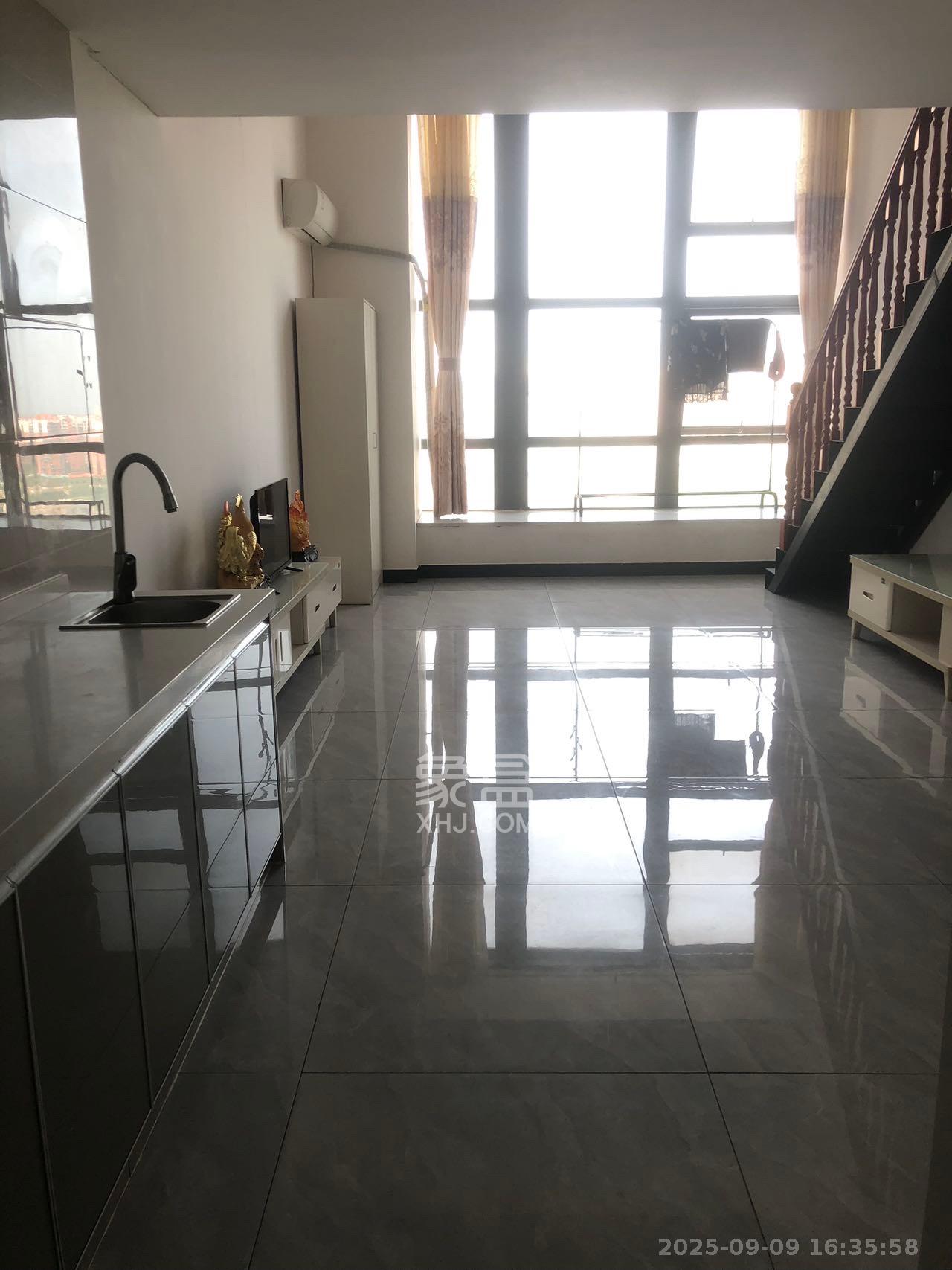 正荣财富中心 1室1厅1卫 1300.0元/月 正荣财富中心 1室1厅1卫 1300.0元/月室内图