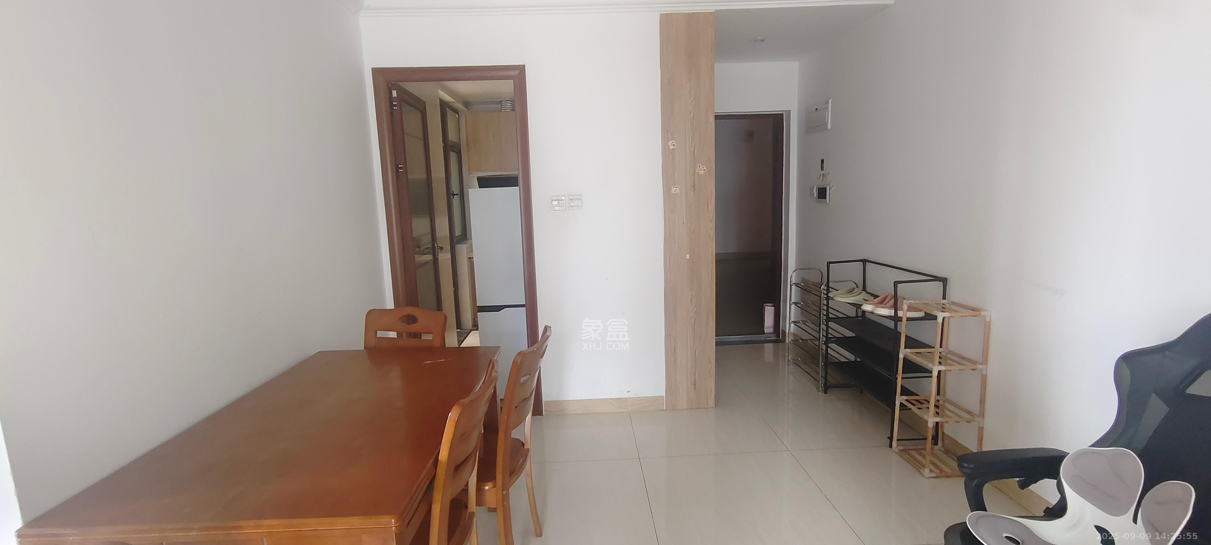 江山帝景哈佛  3室2厅1卫    2000.0元/月室内图