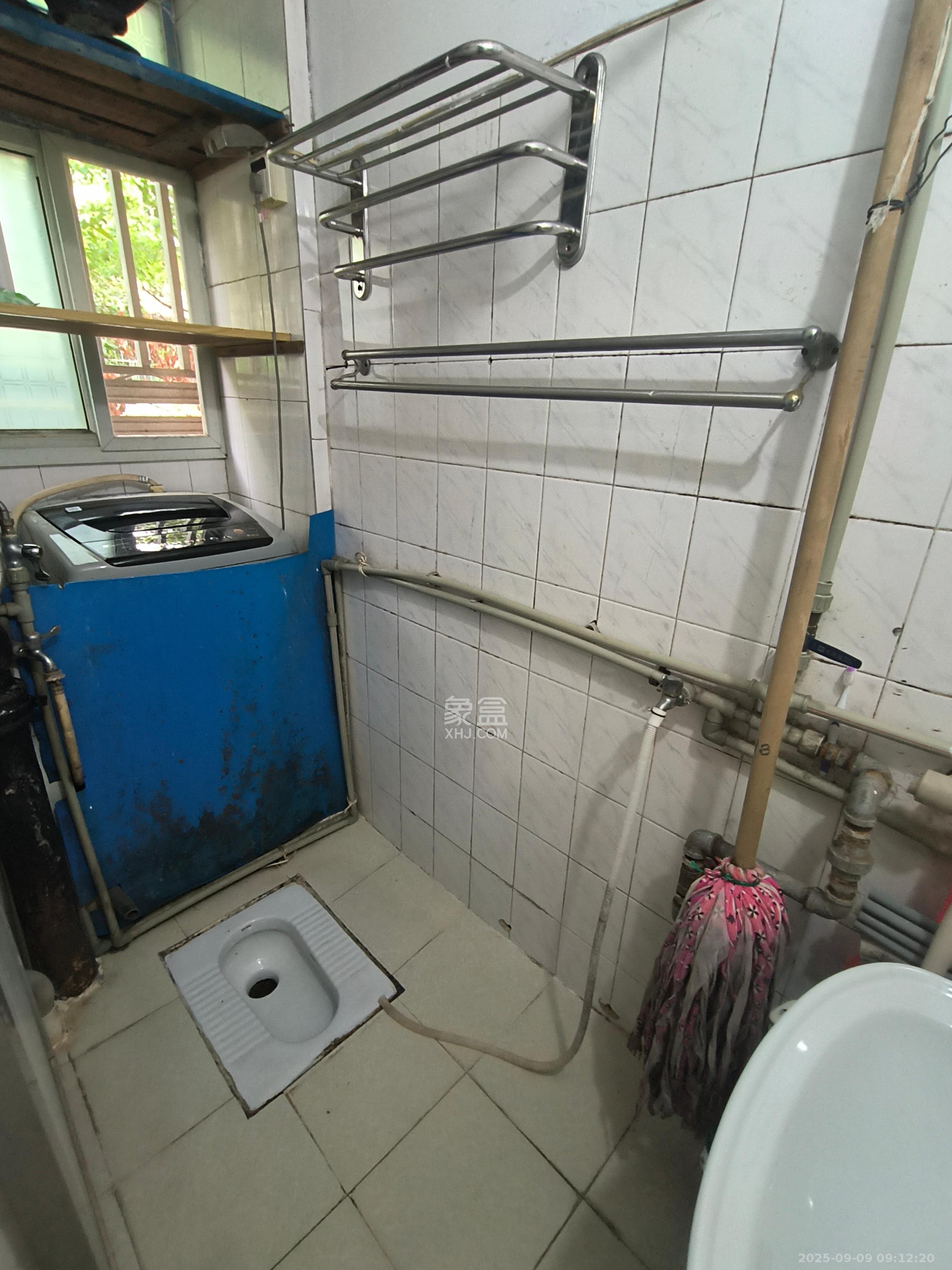 文艺新村 2室1厅1卫 1600.0元/月 文艺新村 2室1厅1卫 1600.0元/月室内图