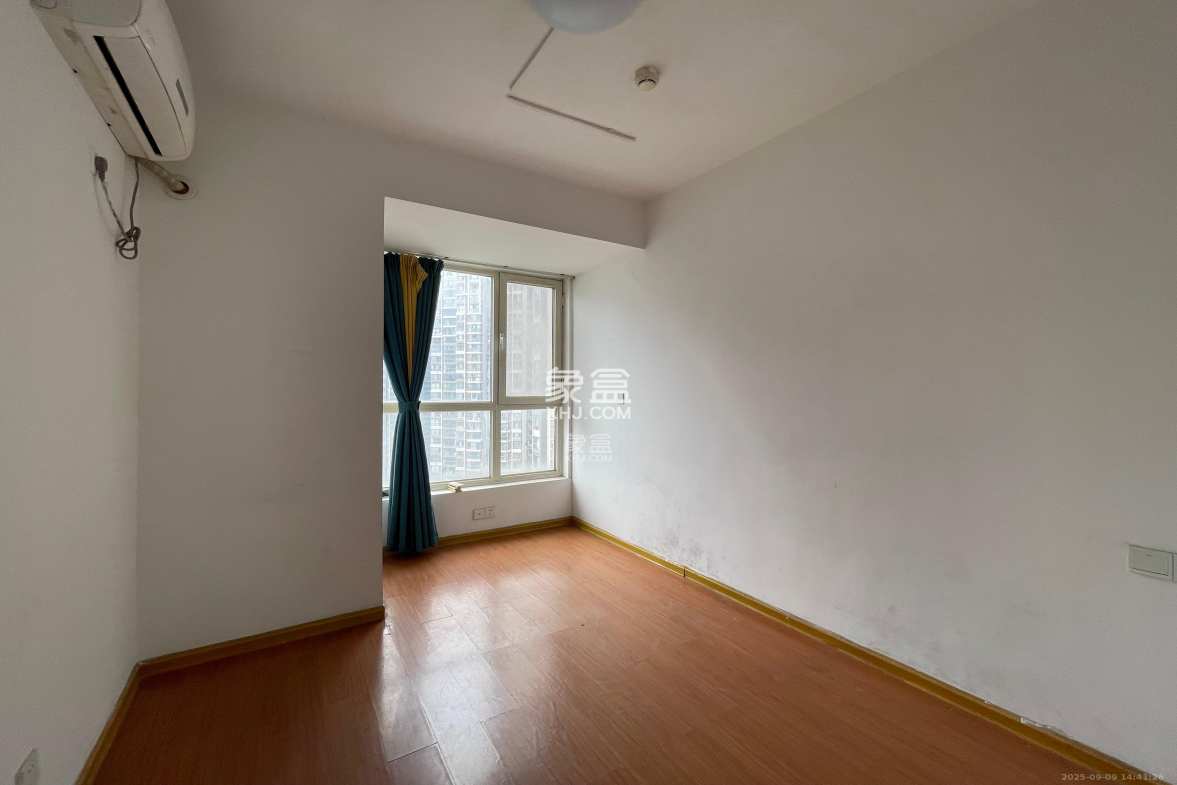 北辰三角洲E5区  3室2厅2卫    3800.0元/月 北辰三角洲E5区  3室2厅2卫    3800.0元/月室内图