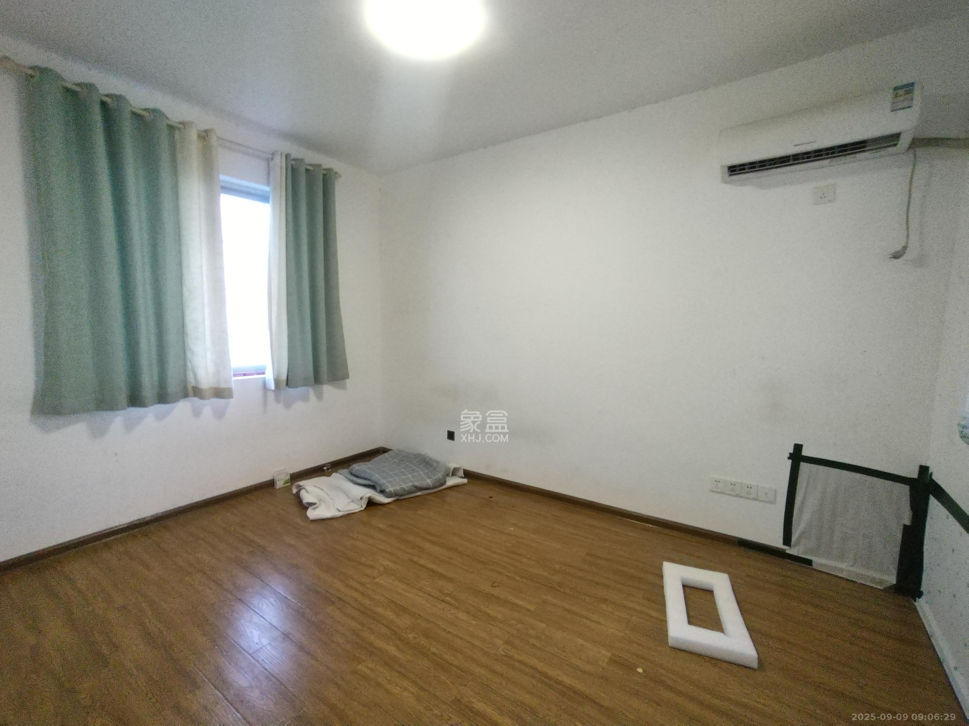 谷山庭院二期 3室2厅1卫 1900.0元/月 谷山庭院二期 3室2厅1卫 1900.0元/月室内图