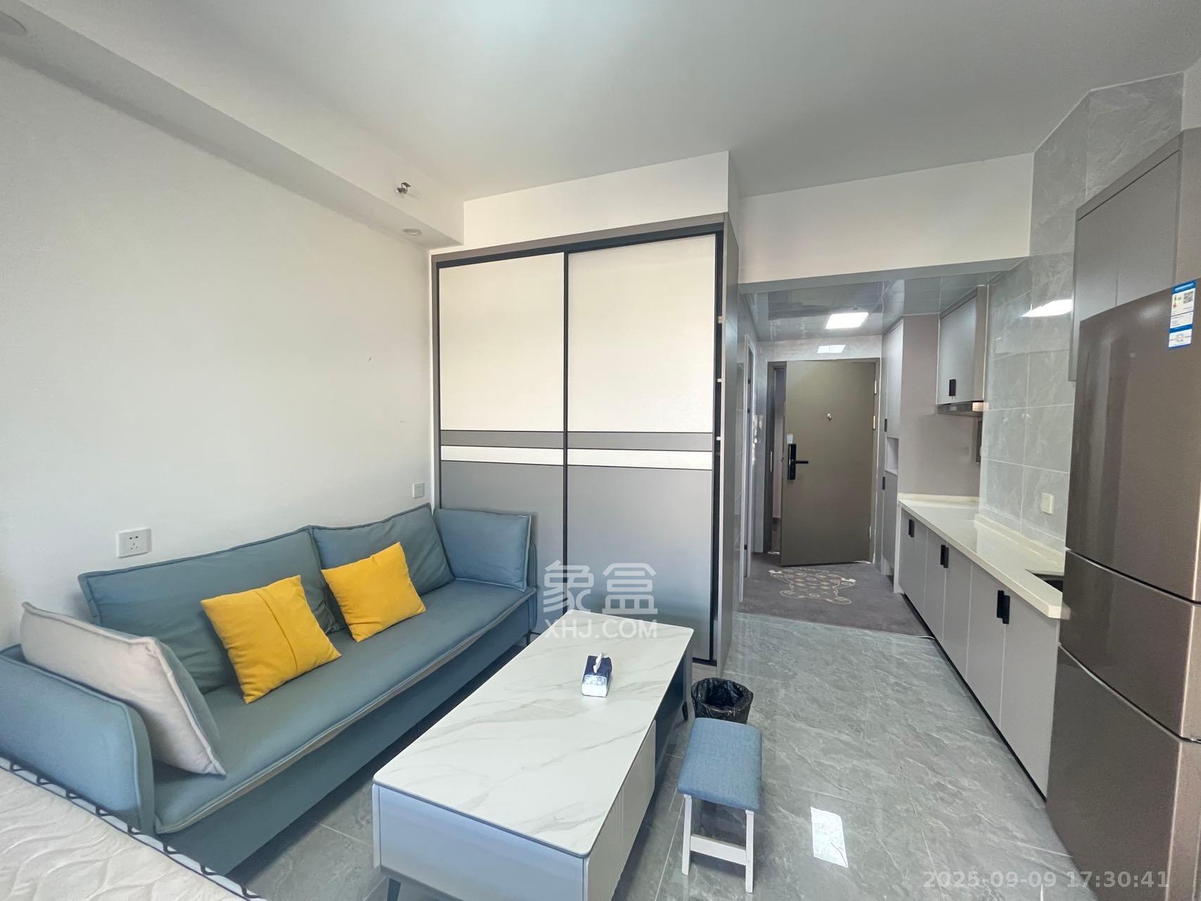 青年才郡(盈安大厦) 1室1厅1卫 1700.0元/月 青年才郡(盈安大厦) 1室1厅1卫 1700.0元/月室内图