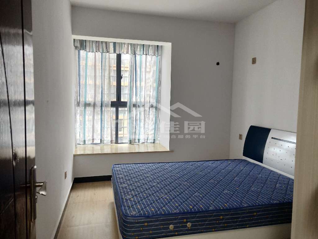 鑫成君泰 4室2厅2卫 2500.0元/月 鑫成君泰 4室2厅2卫 2500.0元/月室内图