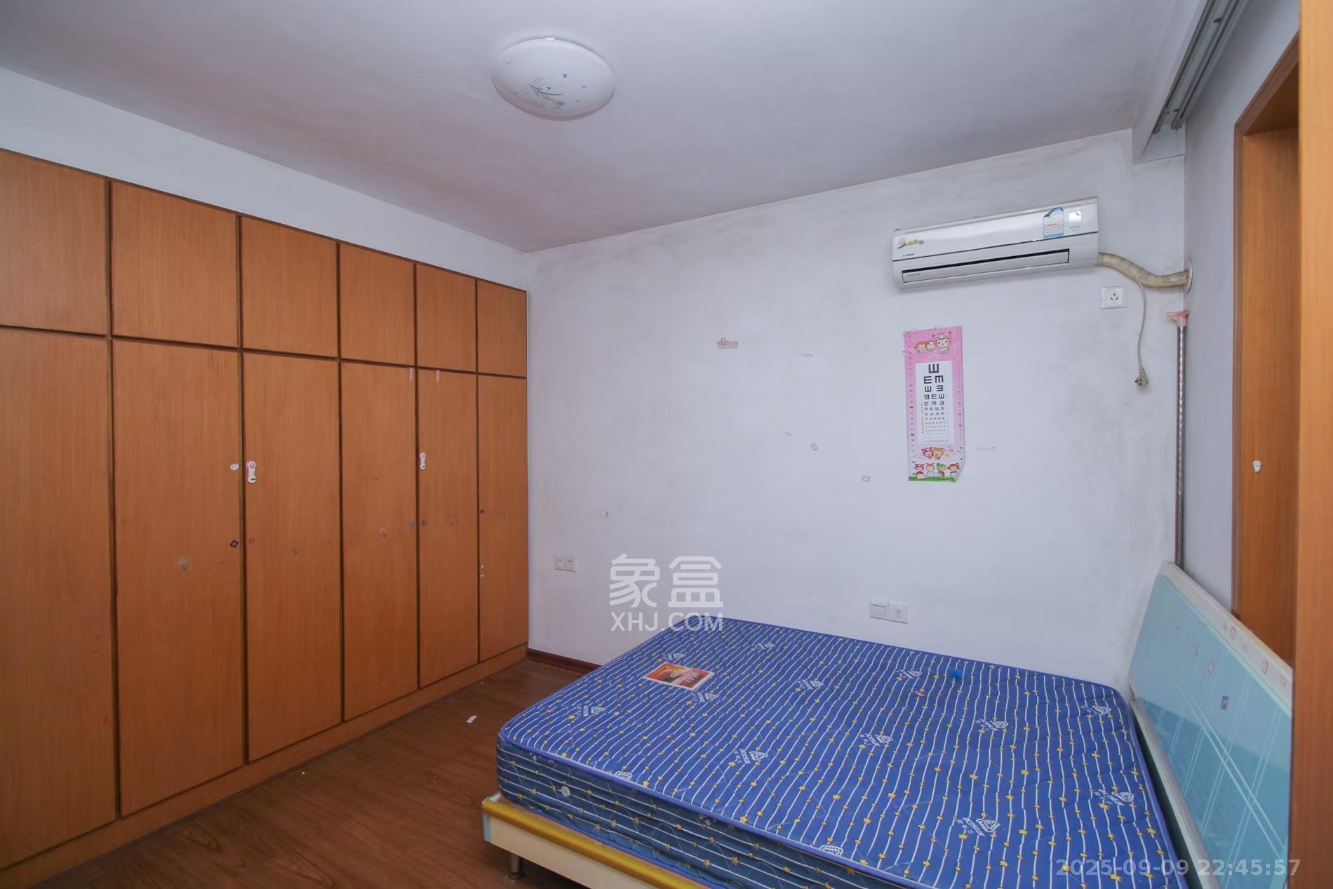 南园小区 3室2厅1卫 1600.0元/月 南园小区 3室2厅1卫 1600.0元/月室内图