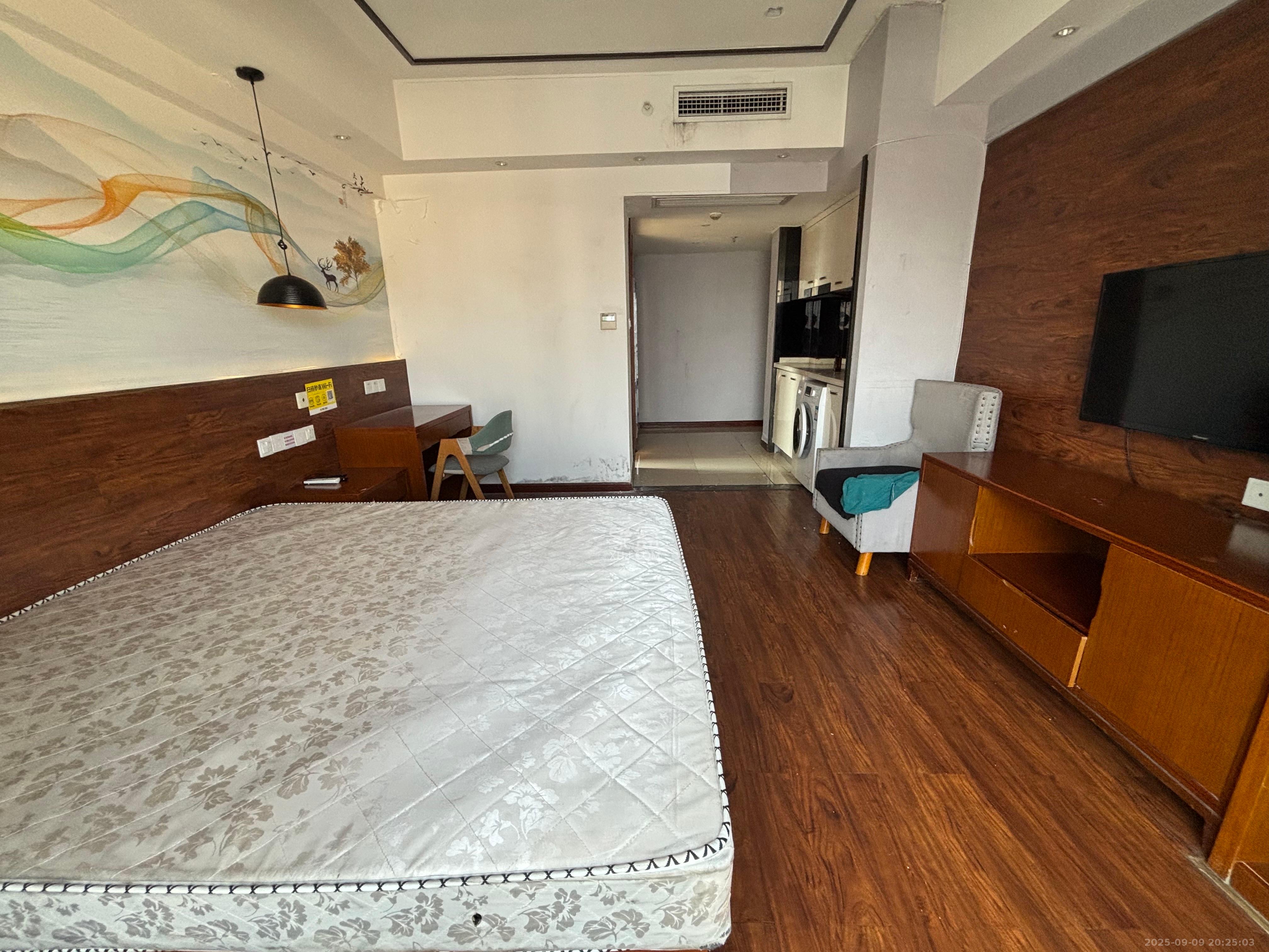 五一钻界 1室1厅1卫 2200.0元/月 五一钻界 1室1厅1卫 2200.0元/月室内图