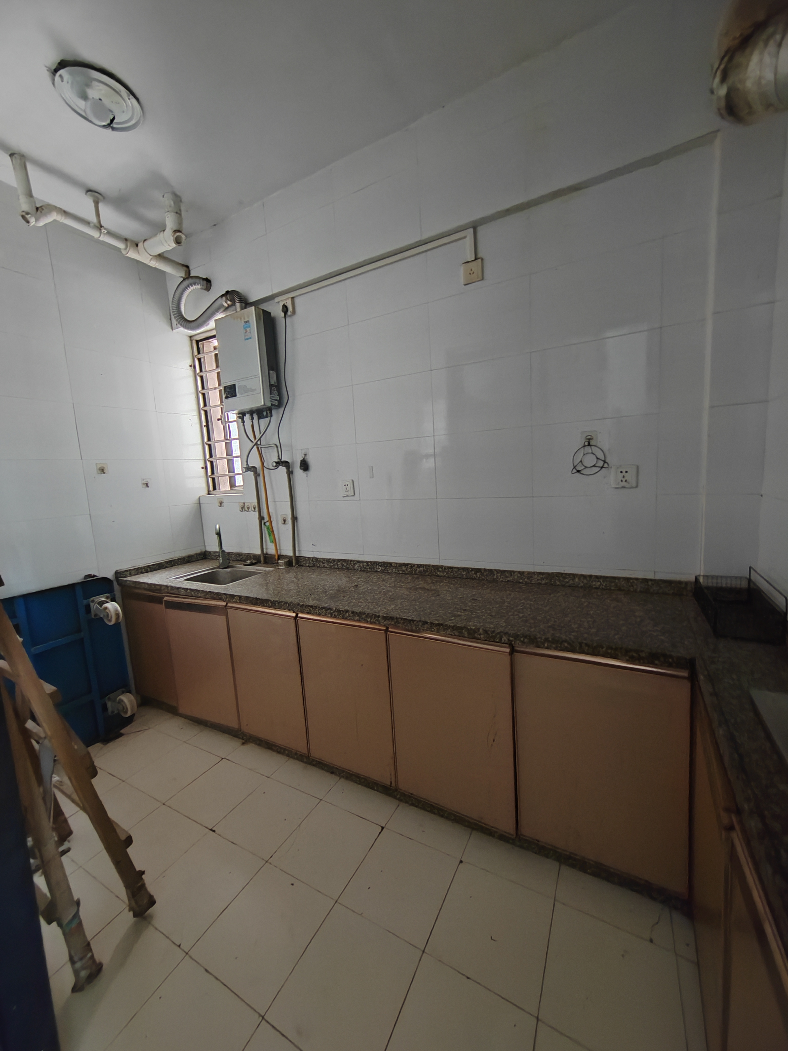 滨涯小区一期（滨涯村一区）  3室2厅2卫    2500.0元/月室内图