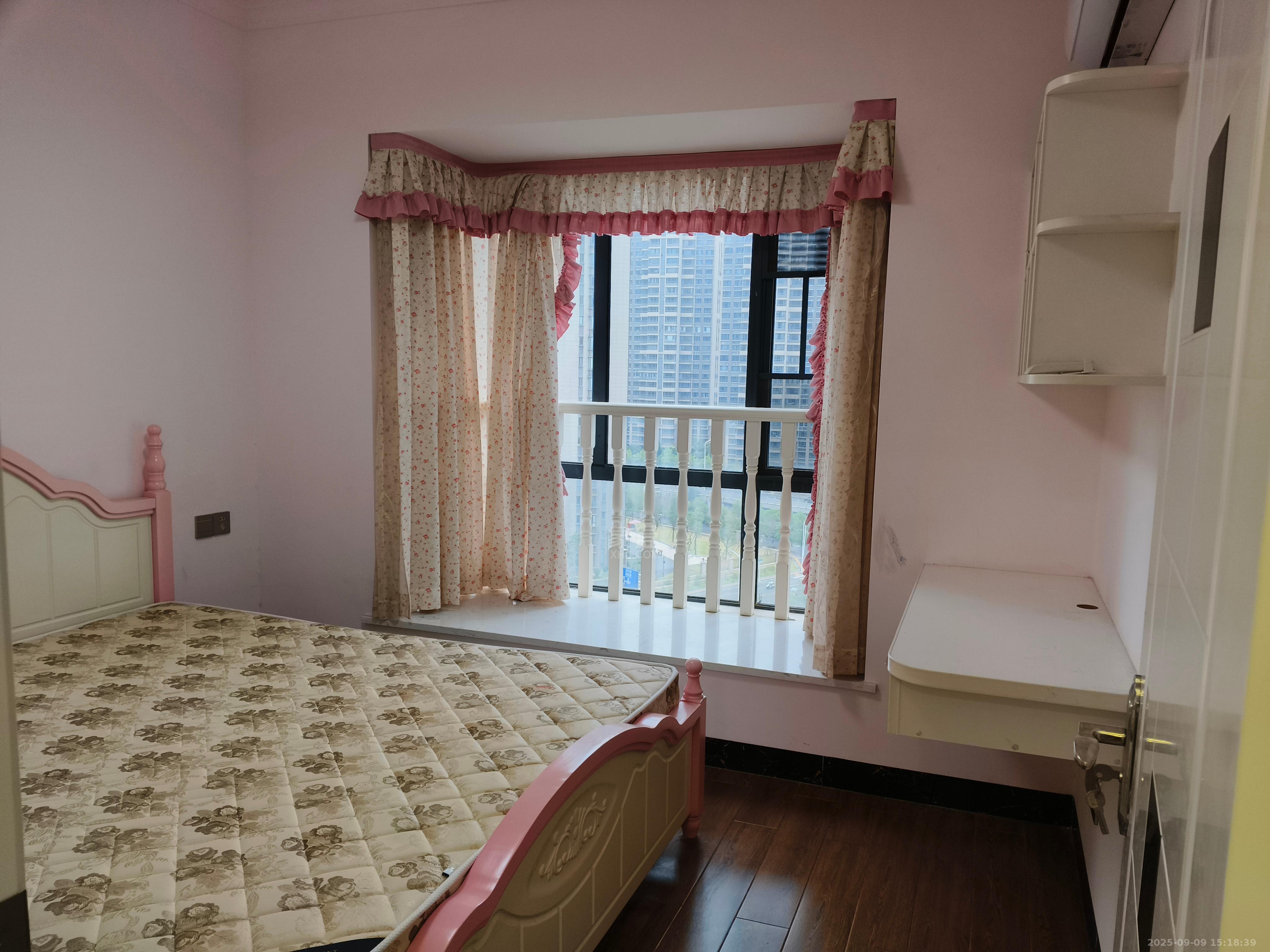 城发郦城 3室2厅1卫 1800.0元/月 城发郦城 3室2厅1卫 1800.0元/月室内图