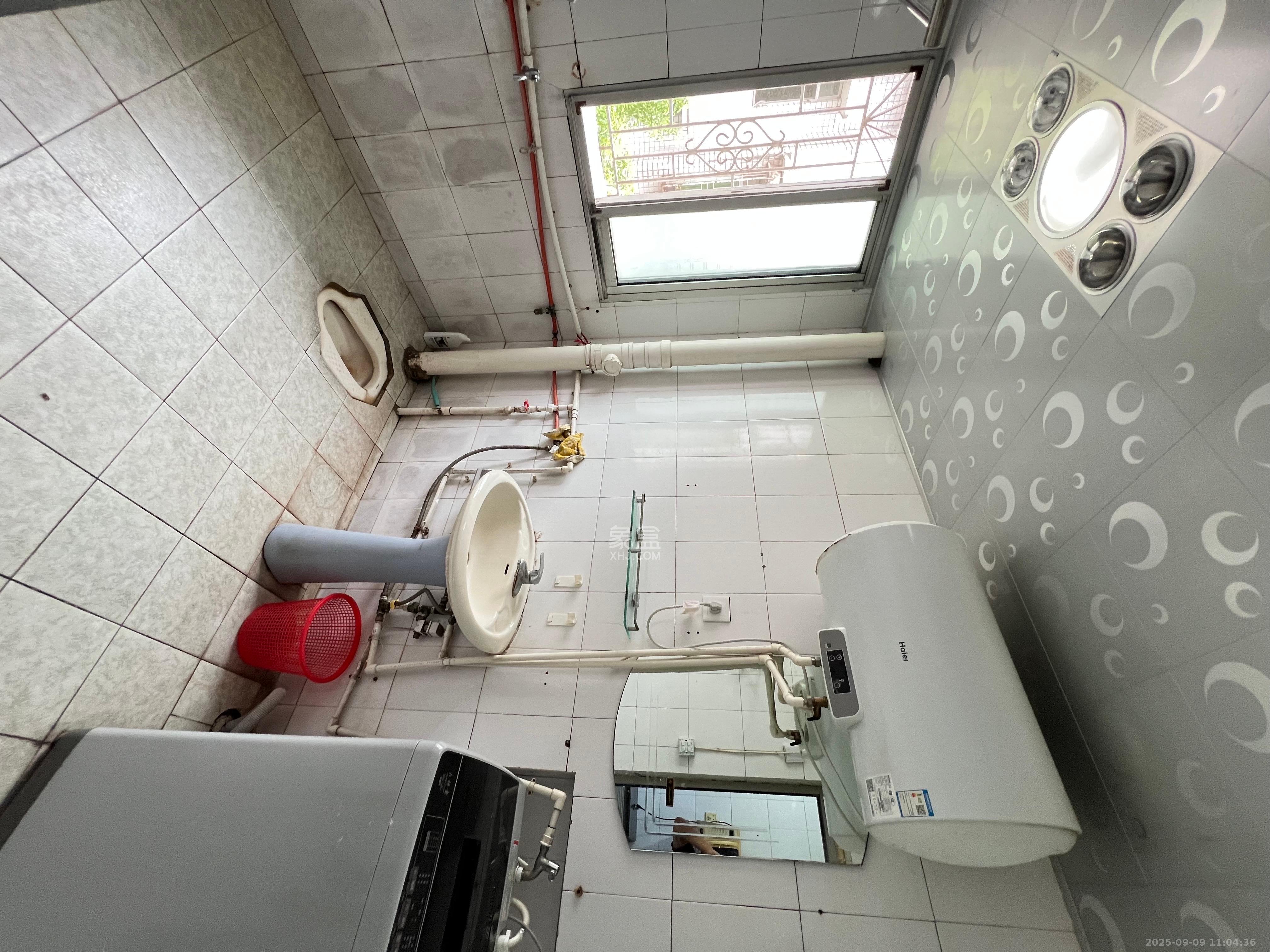 马王堆陶瓷建材新城  1室2厅1卫   1800.00元/月室内图