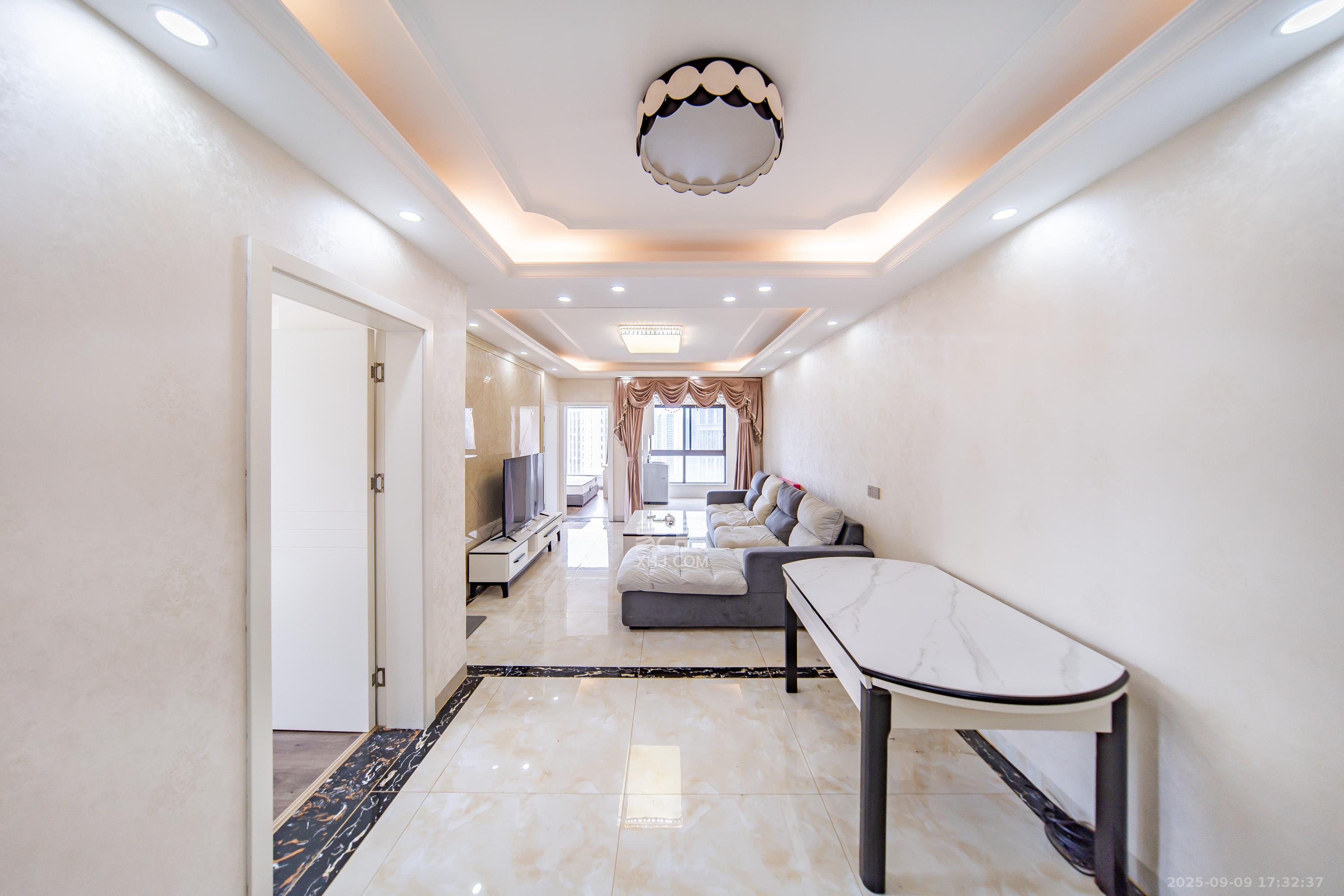 合能洋湖公馆  3室2厅2卫    88.0万 合能洋湖公馆  3室2厅2卫    88.0万其他