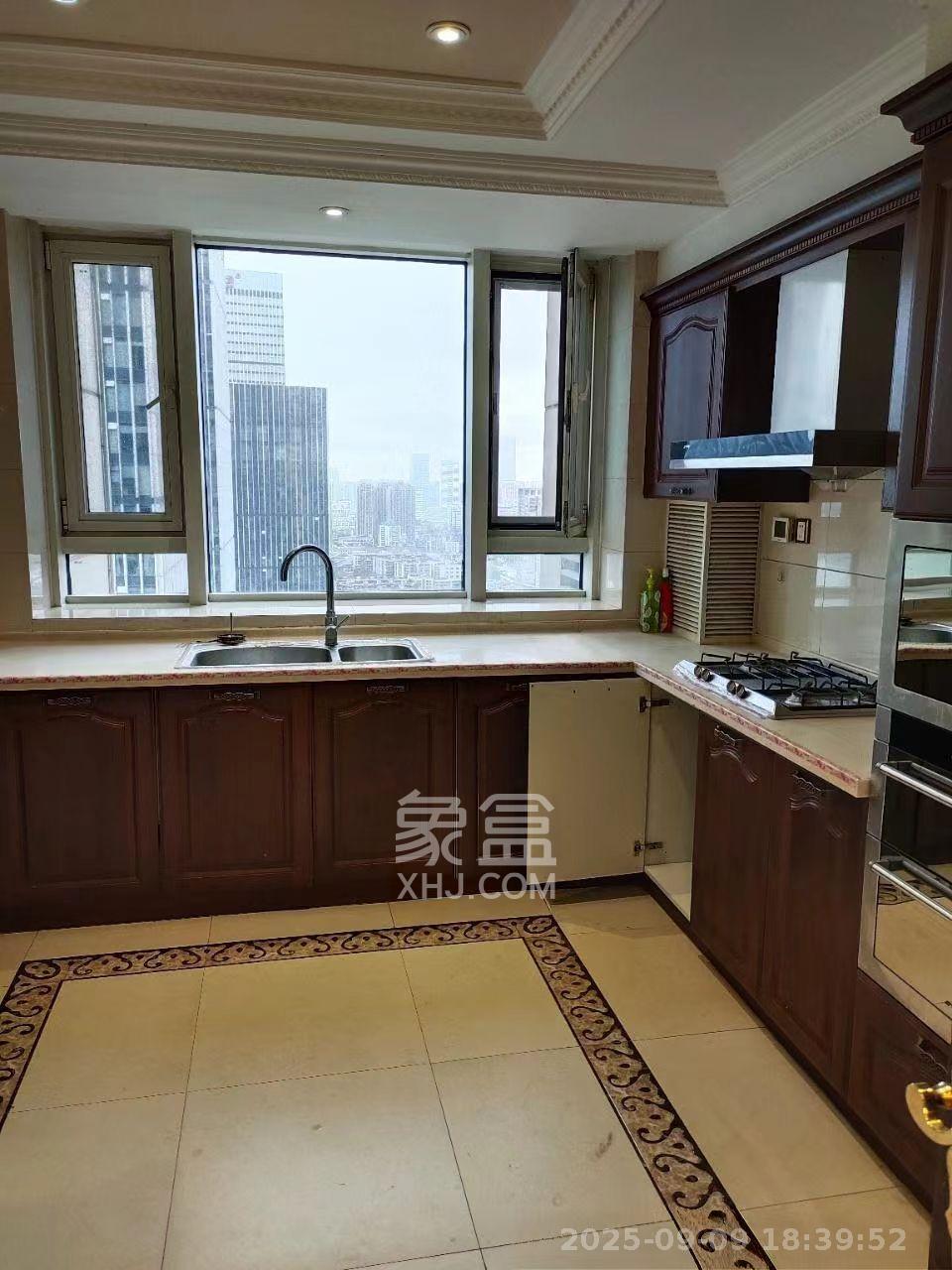 万达公馆 4室2厅1卫 9500.0元/月 万达公馆 4室2厅1卫 9500.0元/月室内图