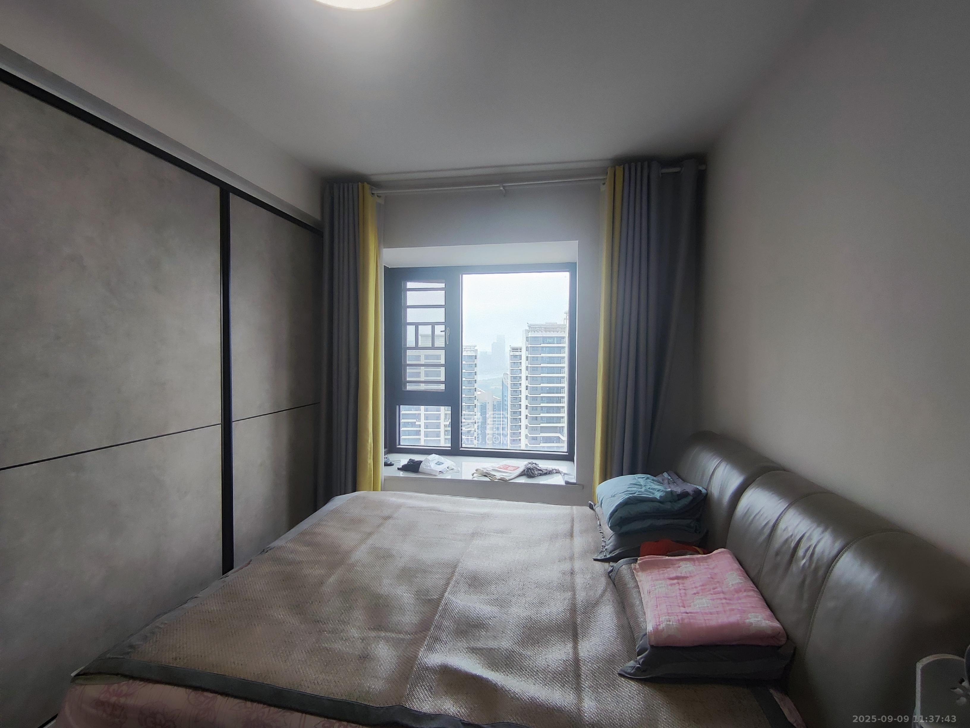 保利西海岸B区  4室2厅2卫    5200.0元/月 保利西海岸B区  4室2厅2卫    5200.0元/月室内图