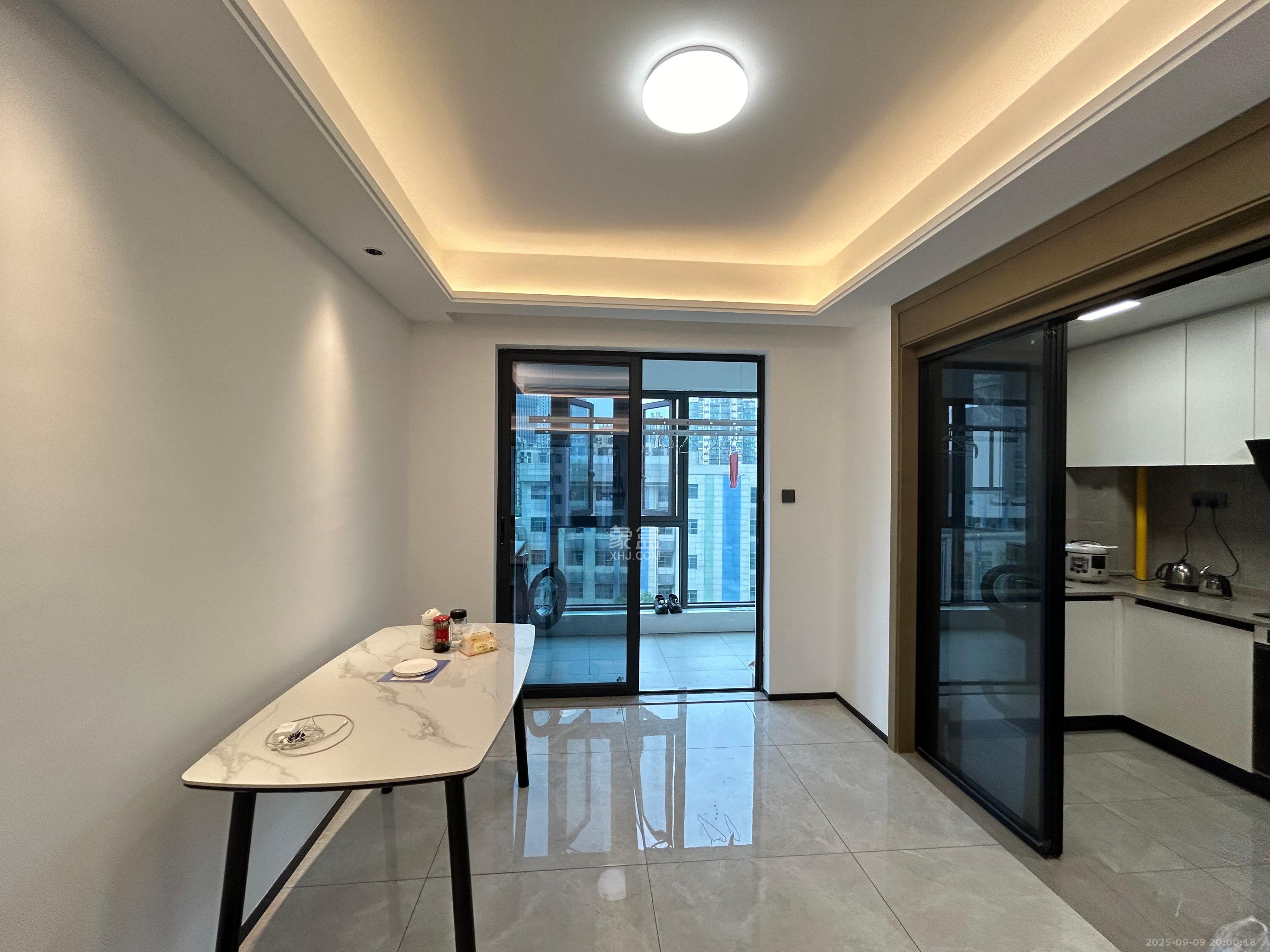 长房悦香山 1室1厅1卫 1150.0元/月 长房悦香山 1室1厅1卫 1150.0元/月室内图