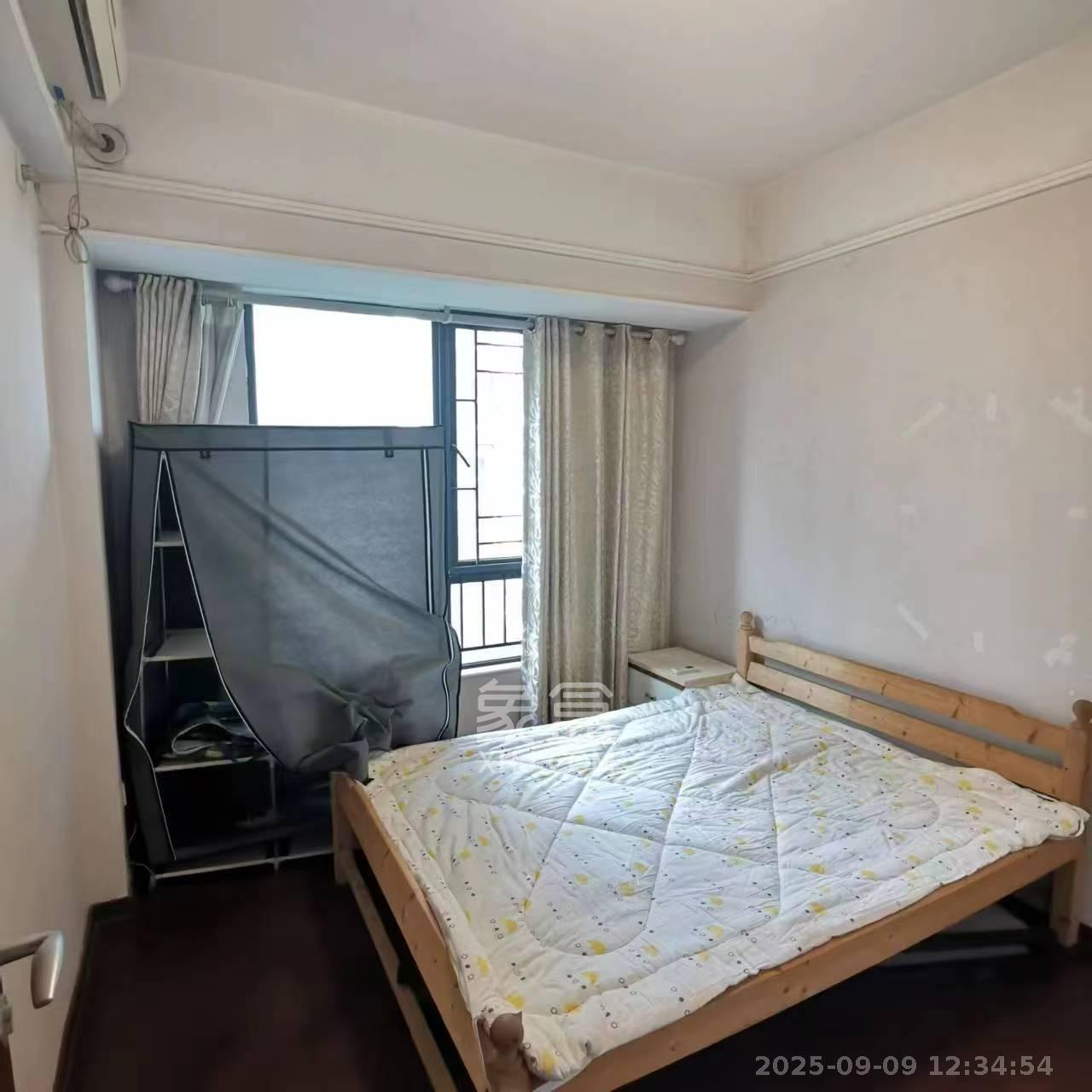 万科金域蓝湾 4室1厅1卫 2000.0元/月 万科金域蓝湾 4室1厅1卫 2000.0元/月室内图