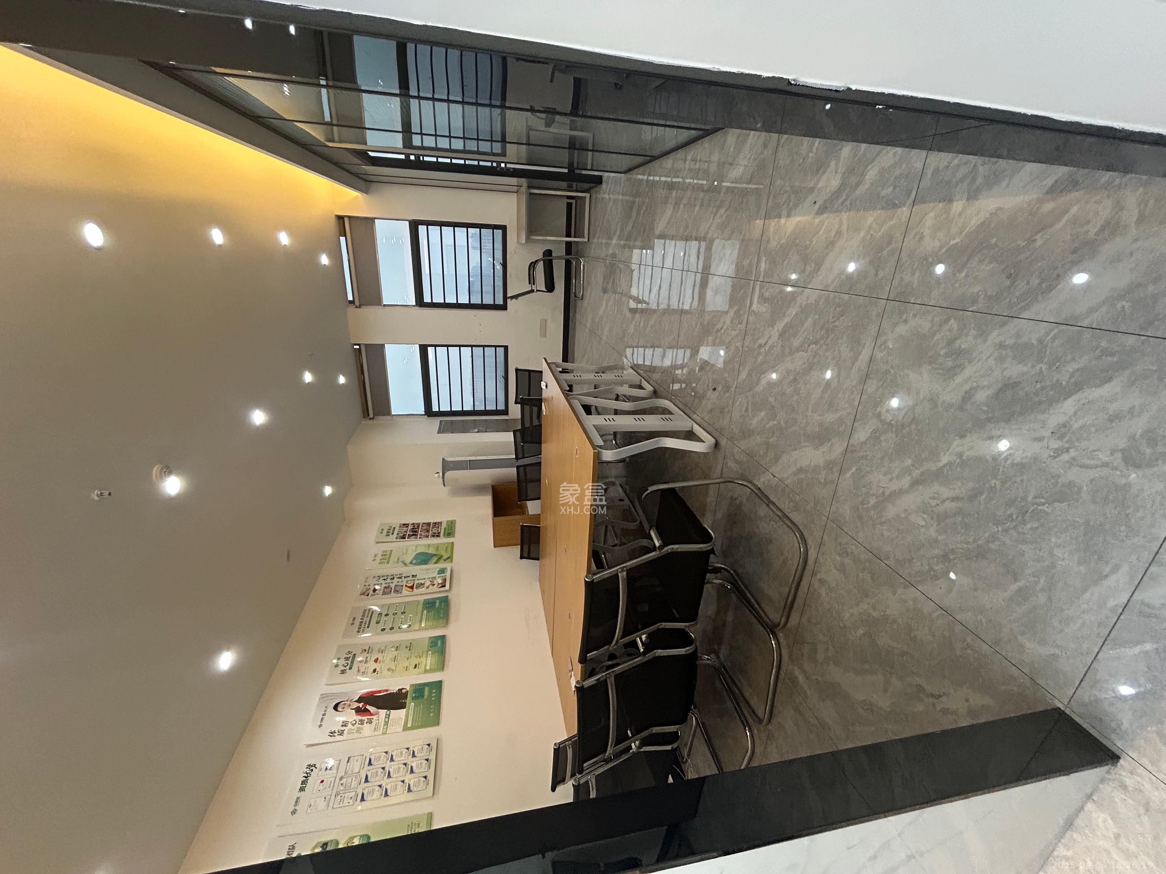 华润置地广场二期  1室0厅0卫    4000.0元/月室内图