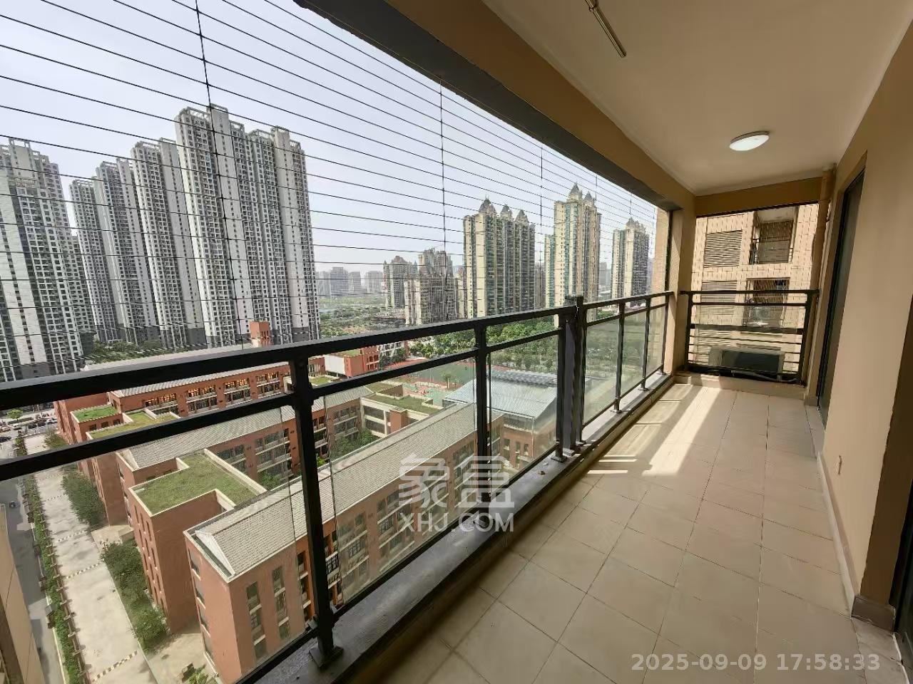 长沙高铁吾悦广场 3室2厅2卫 3400.0元/月 长沙高铁吾悦广场 3室2厅2卫 3400.0元/月室内图