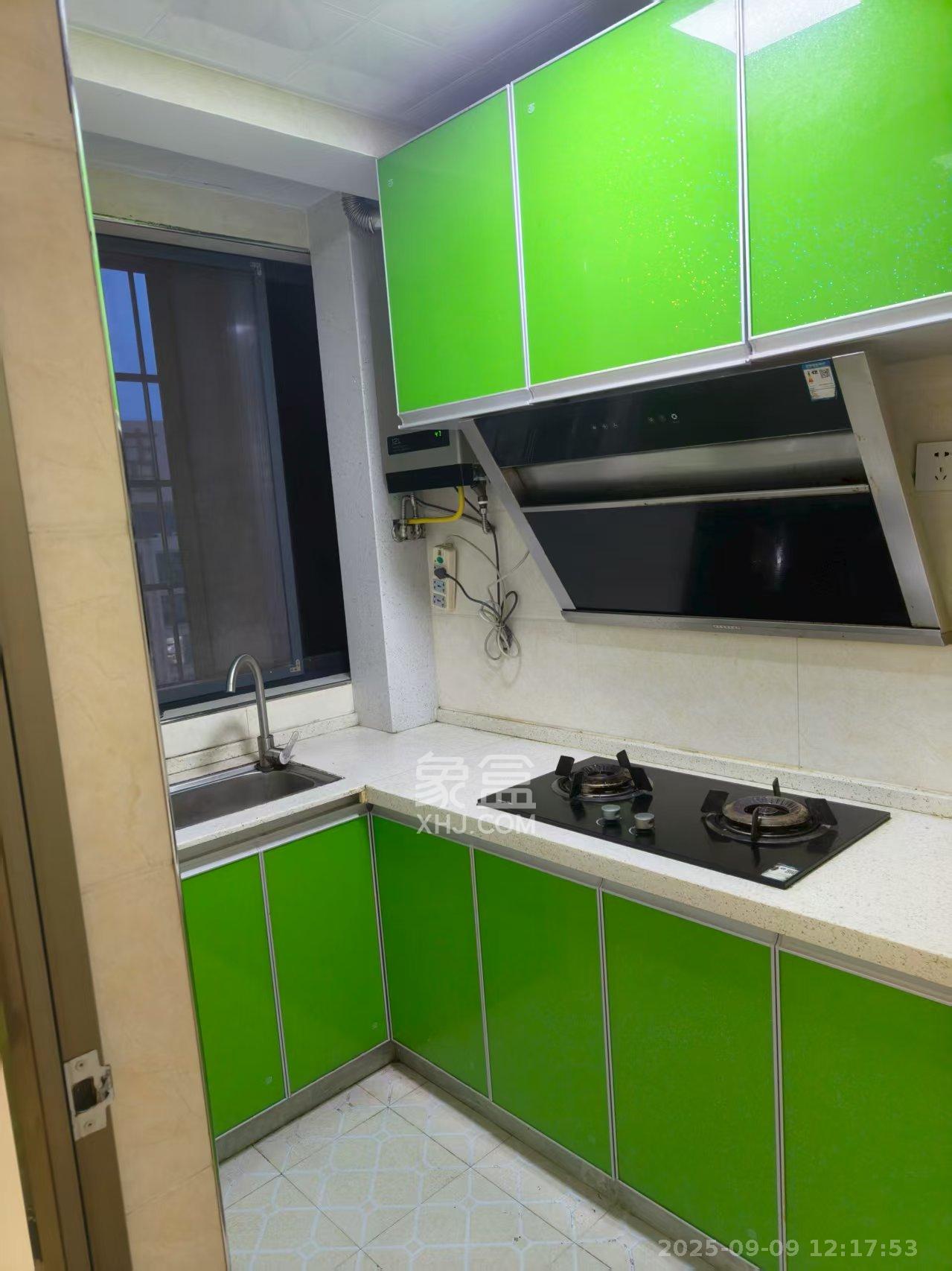 圭塘三小区 1室1厅1卫 1600.0元/月 圭塘三小区 1室1厅1卫 1600.0元/月室内图