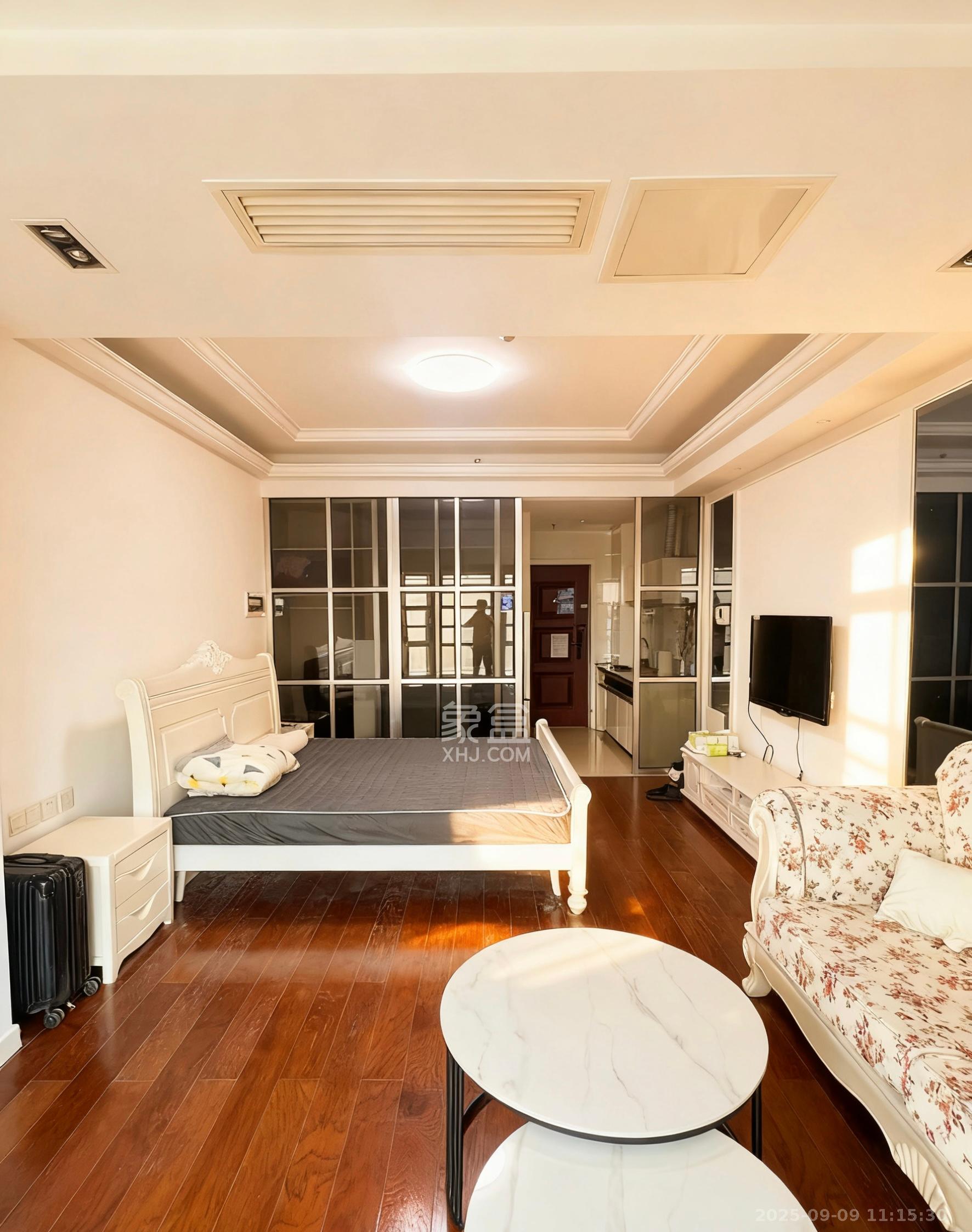 壹号公馆  1室1厅1卫    2050.0元/月 壹号公馆  1室1厅1卫    2050.0元/月室内图