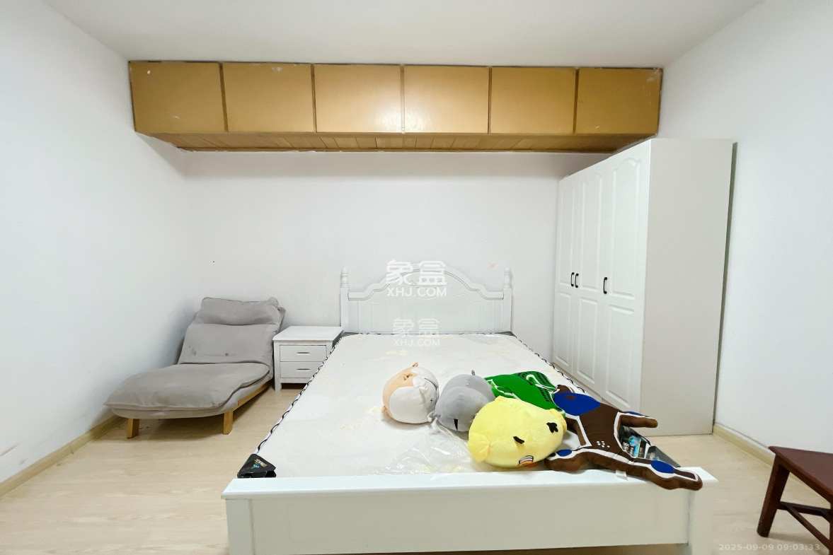 隆华金属宿舍 2室1厅1卫 2500.0元/月 隆华金属宿舍 2室1厅1卫 2500.0元/月室内图