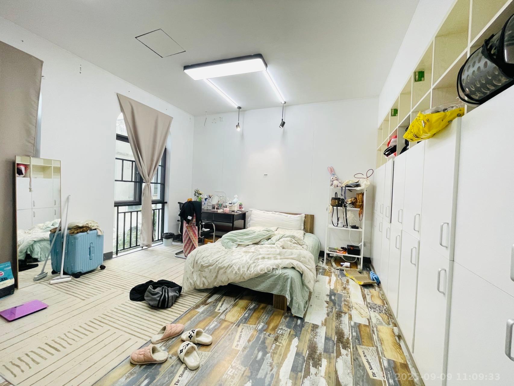 归心苑  7室3厅4卫    12800.0元/月室内图