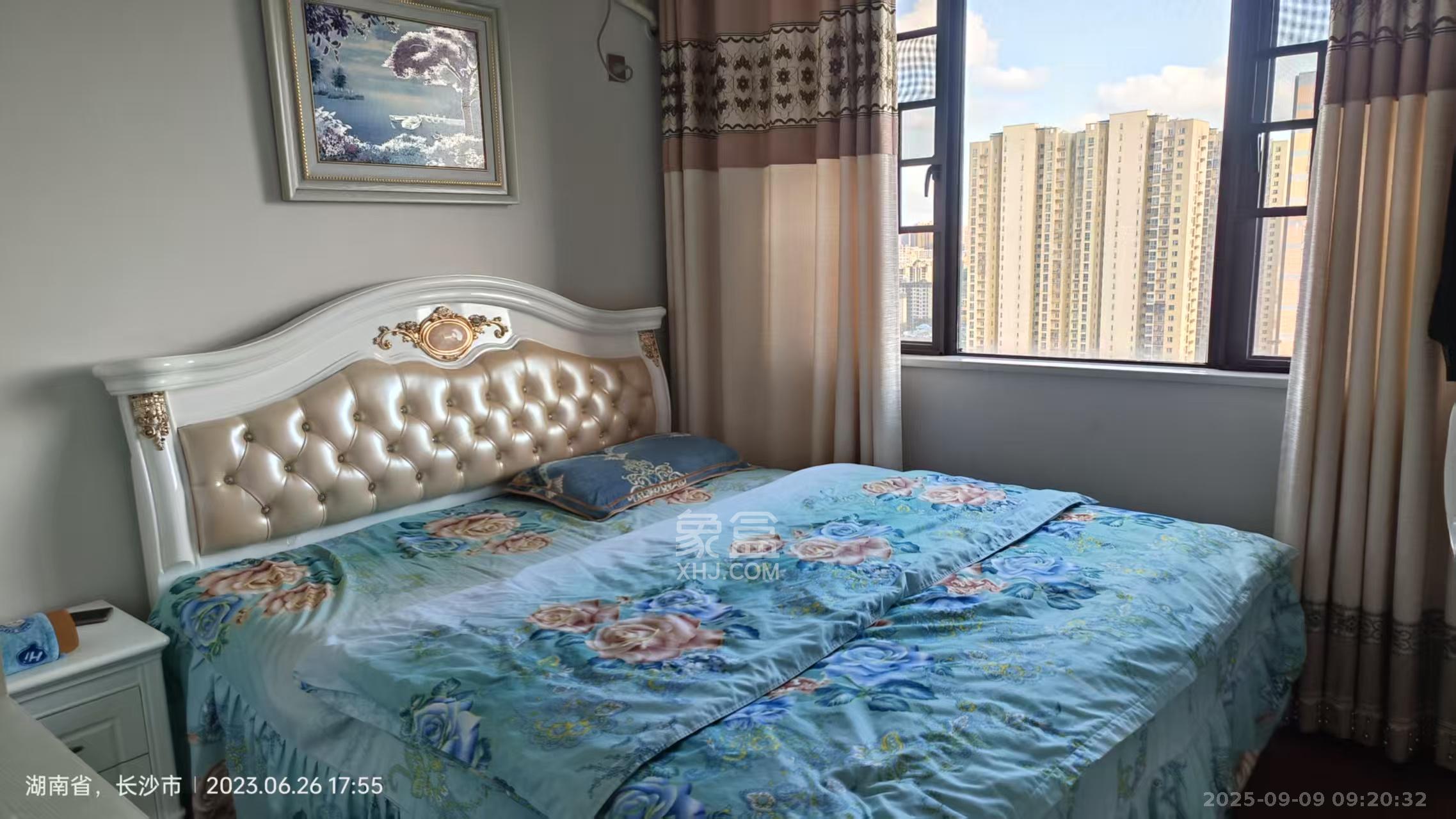 星湖湾一期高层  3室2厅1卫   2200.00元/月室内图