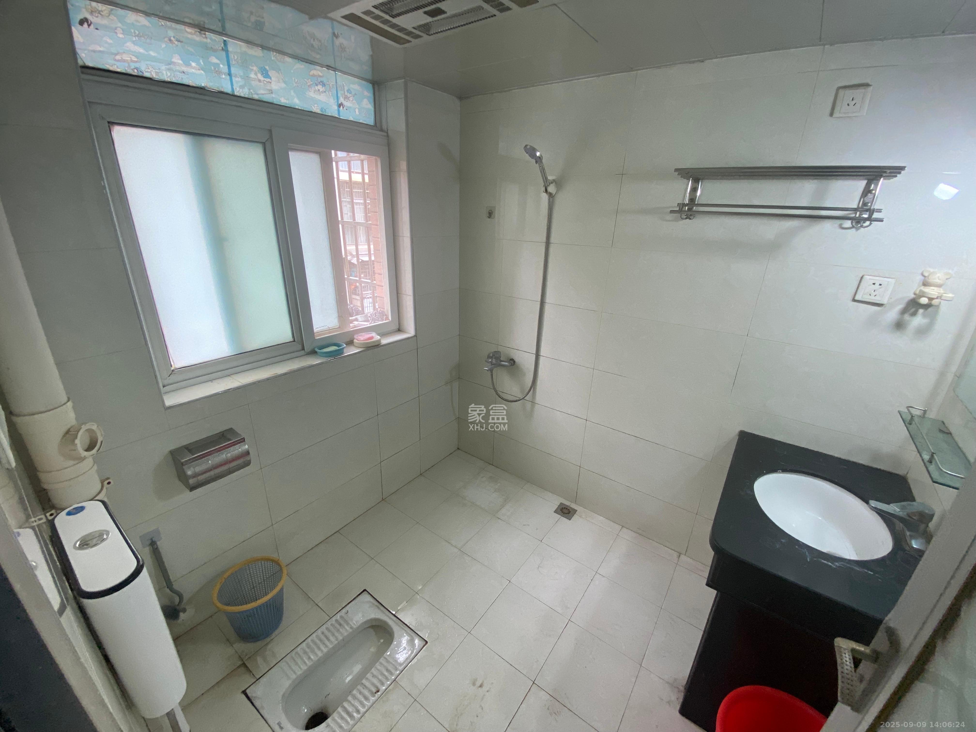 景塘家园  2室2厅1卫    1600.0元/月室内图