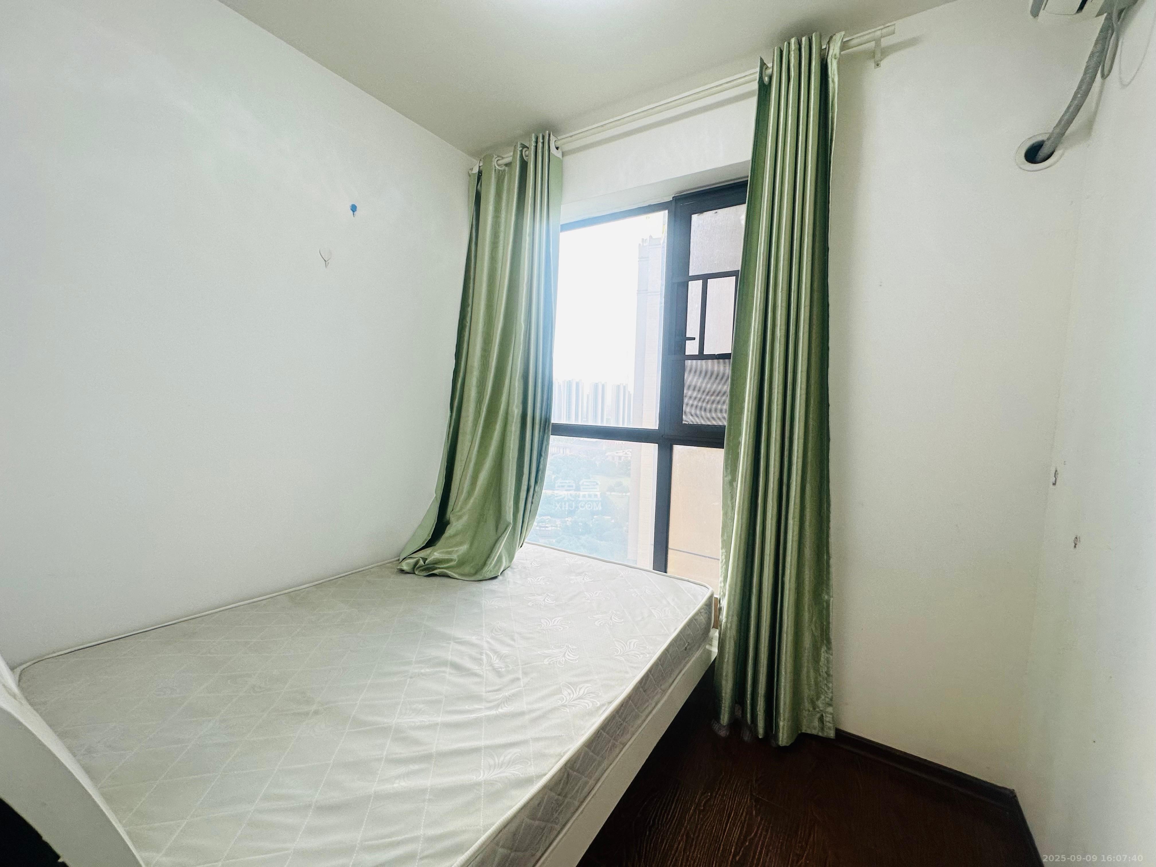 梅溪鑫苑名家 3室2厅1卫 2000.0元/月 梅溪鑫苑名家 3室2厅1卫 2000.0元/月室内图