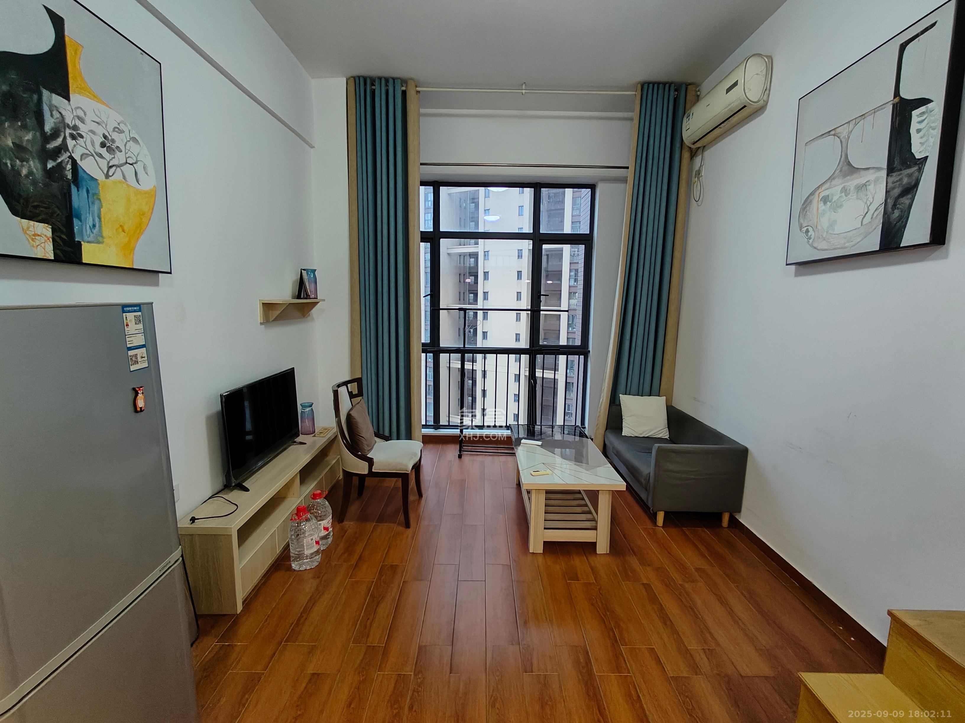 叠彩兰亭 1室1厅1卫 1300.0元/月 叠彩兰亭 1室1厅1卫 1300.0元/月室内图