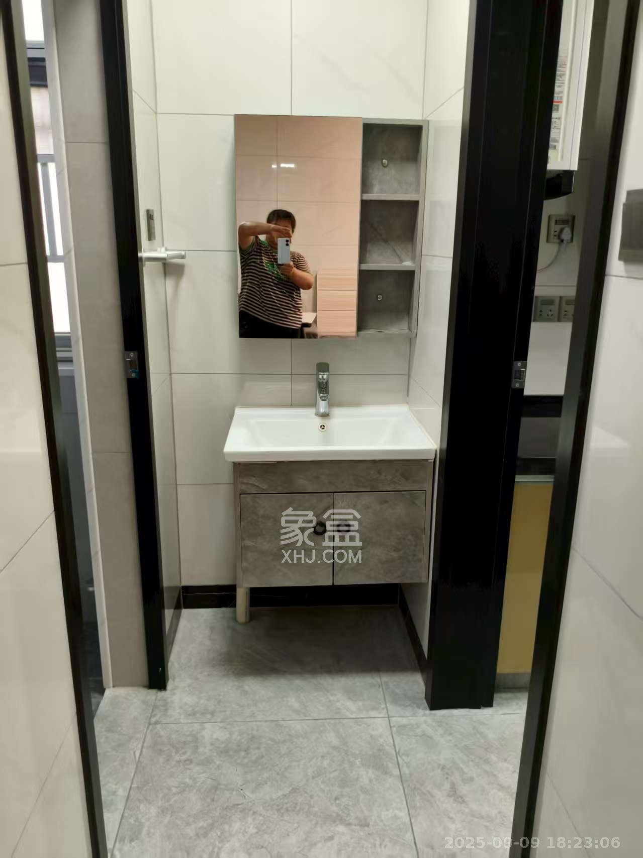 燕珑新寓 2室1厅1卫 1600.0元/月 燕珑新寓 2室1厅1卫 1600.0元/月室内图