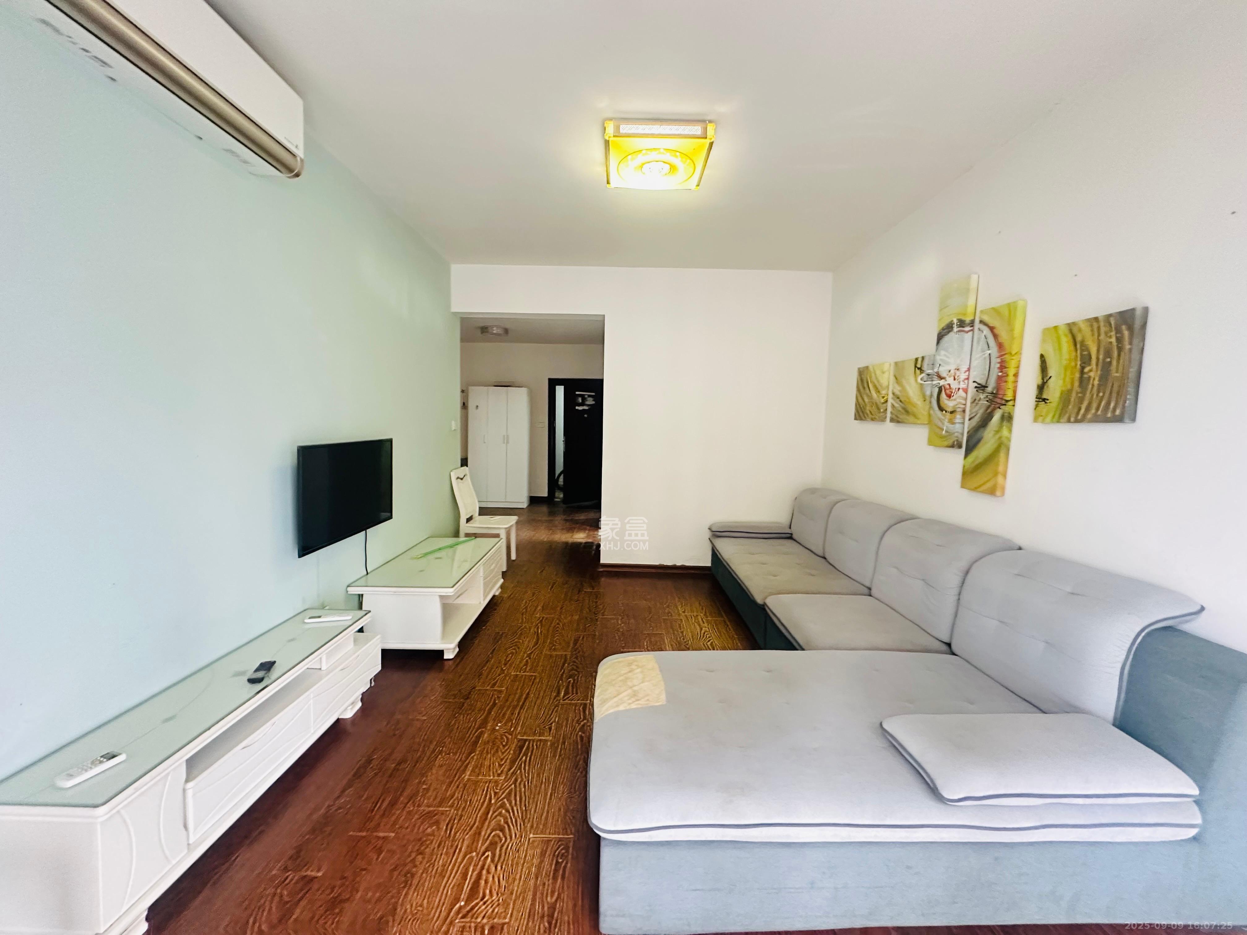 梅溪鑫苑名家 3室2厅1卫 2000.0元/月 梅溪鑫苑名家 3室2厅1卫 2000.0元/月室内图