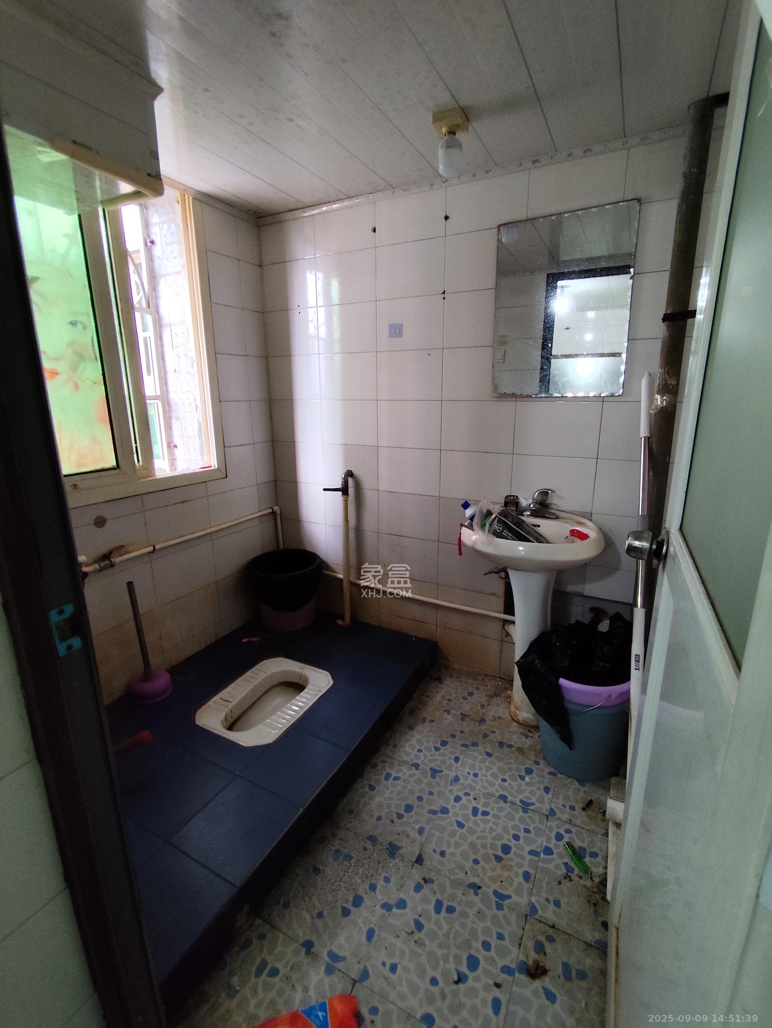 民基大厦  2室2厅1卫    2200.0元/月室内图