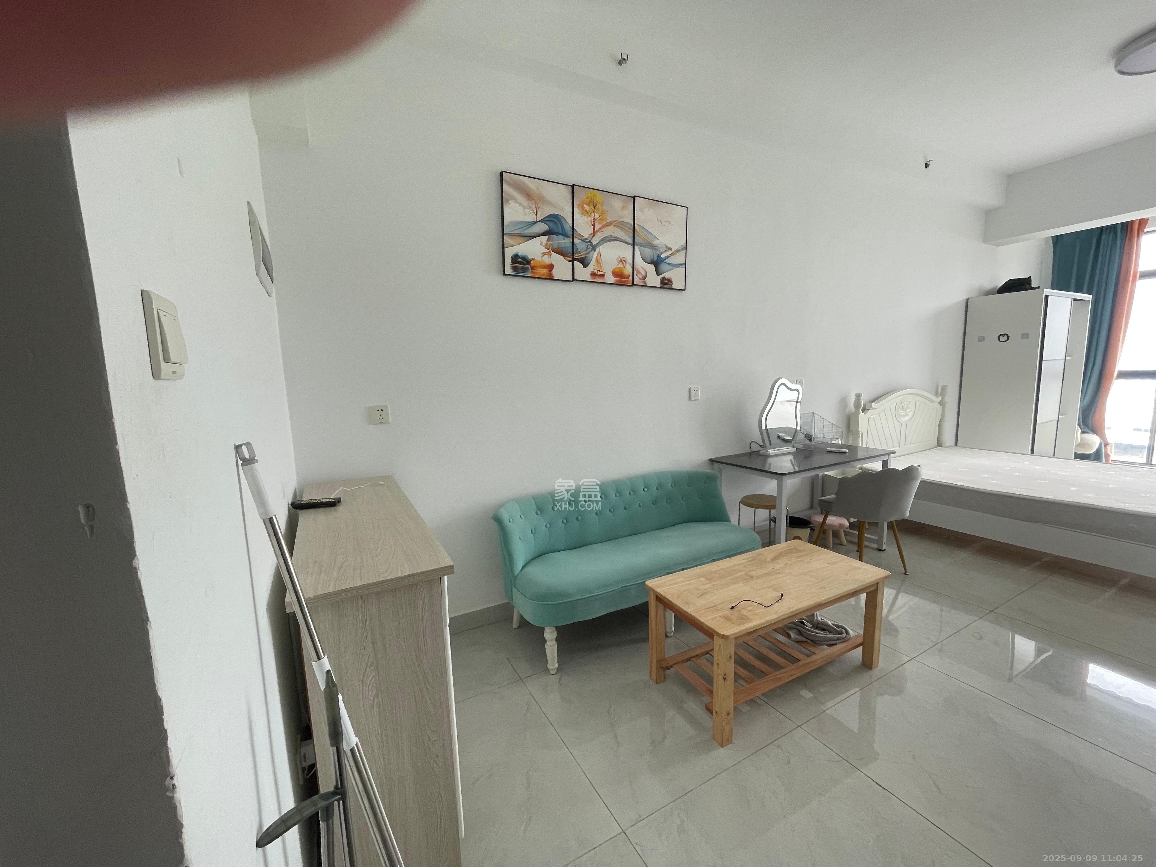 辉宏橄榄城 1室1厅1卫 1500.0元/月 辉宏橄榄城 1室1厅1卫 1500.0元/月室内图