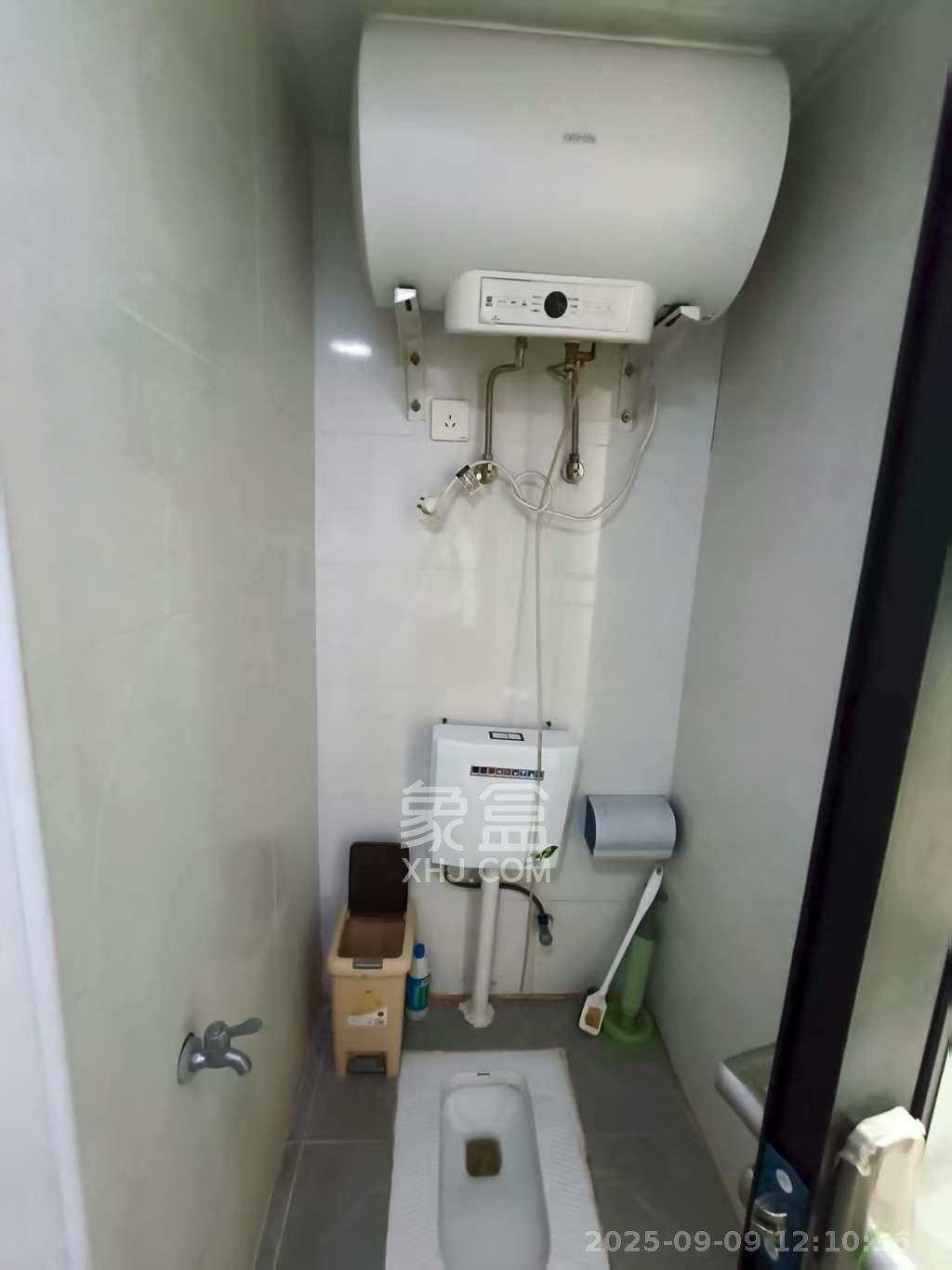 美林美寓  1室1厅1卫   1700.00元/月室内图