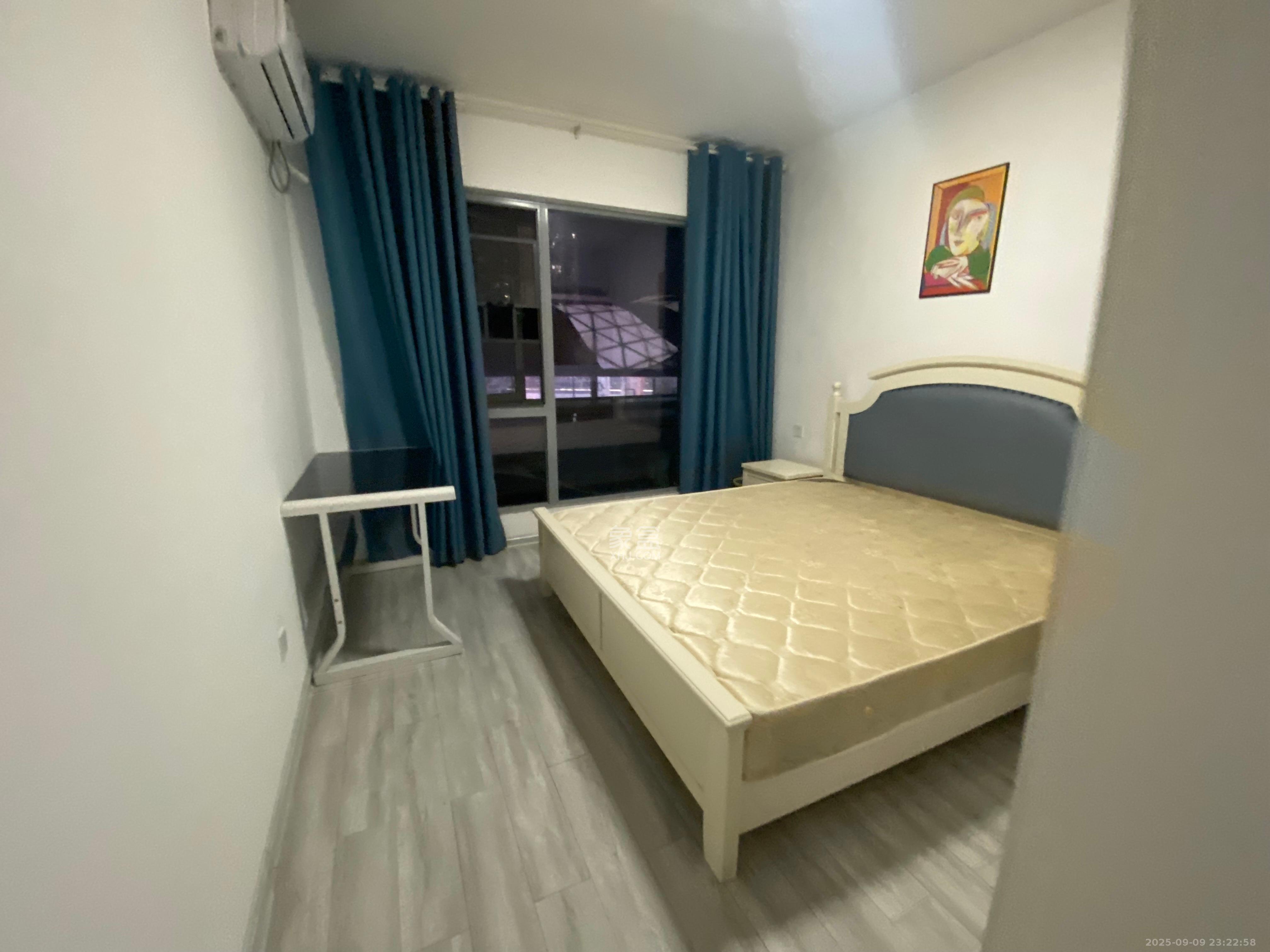 弘坤云寓  1室1厅1卫    2000.0元/月室内图