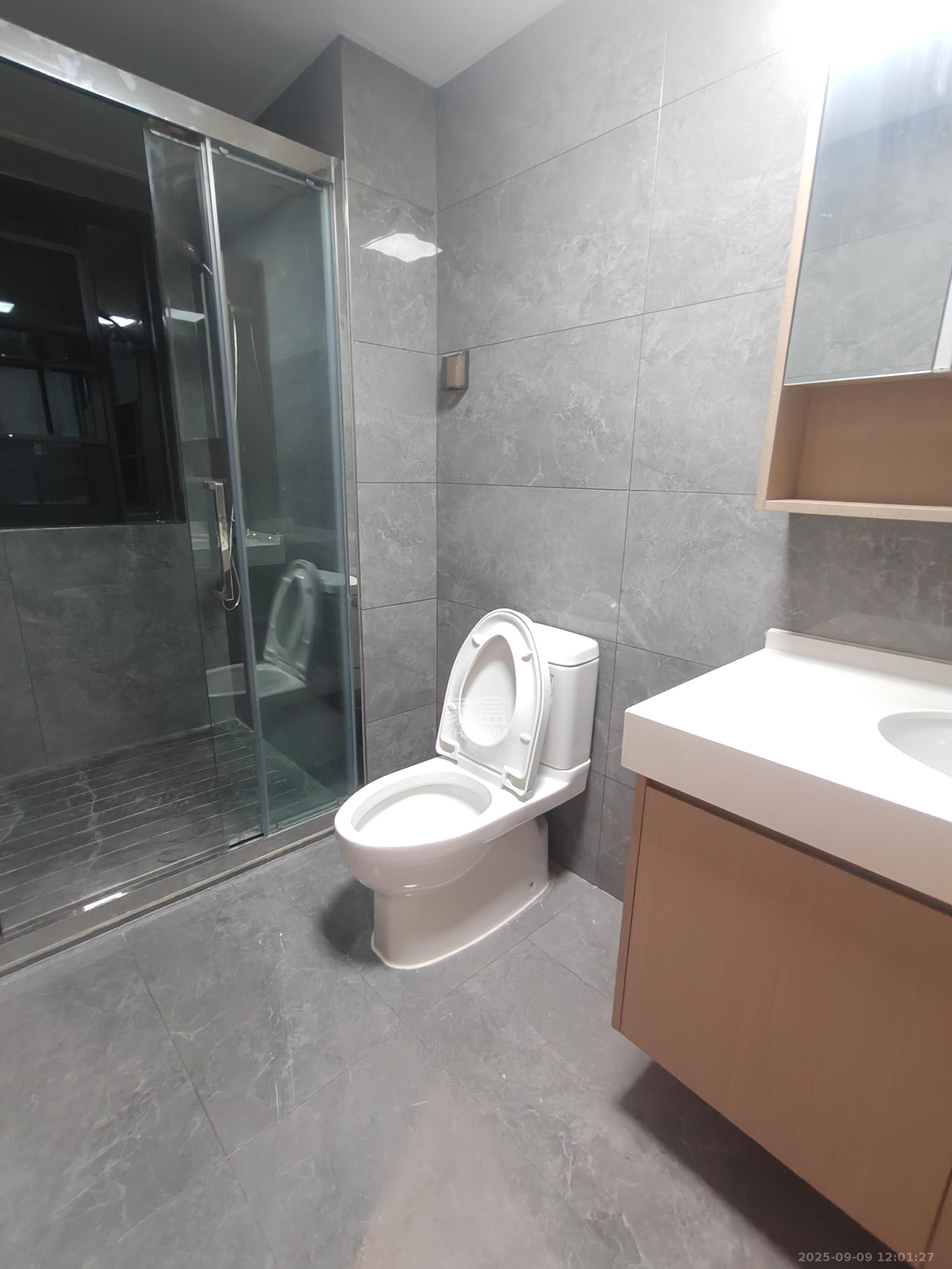 建投象山国际  3室2厅2卫   3600.00元/月室内图