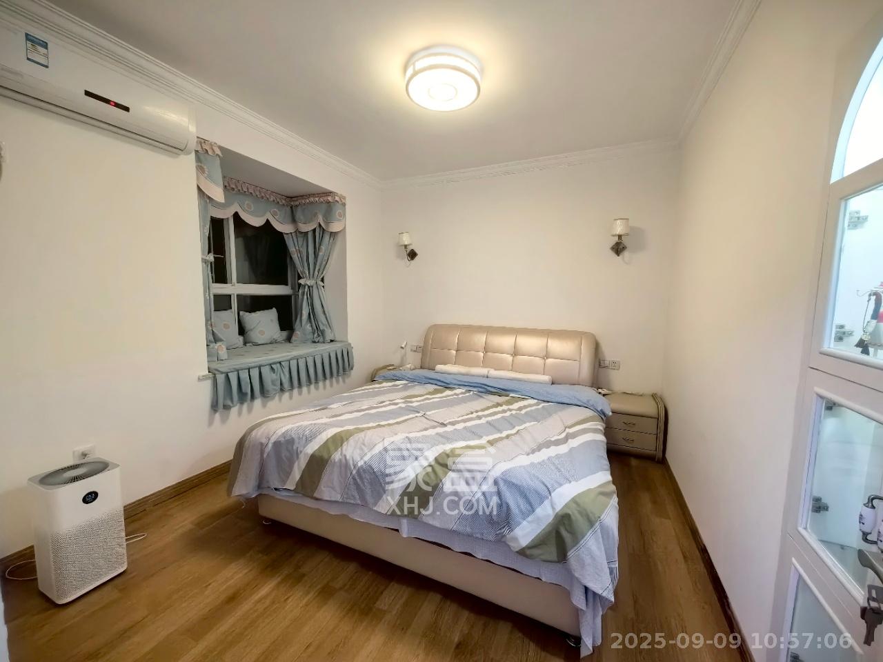 润芳园  4室2厅2卫    3200.0元/月室内图