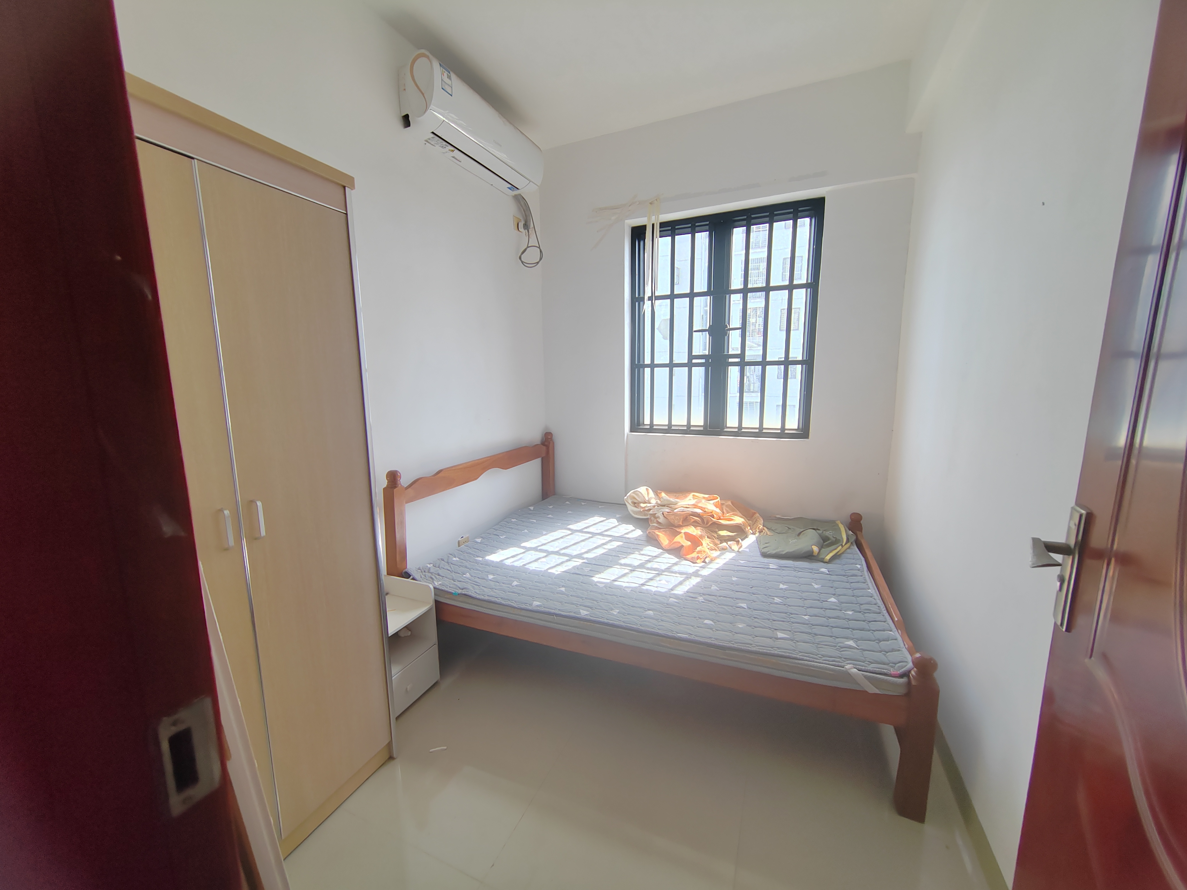 滨涯小区一期(滨涯村一区)  2室1厅1卫    1900.0元/月 滨涯小区一期(滨涯村一区)  2室1厅1卫    1900.0元/月室内图