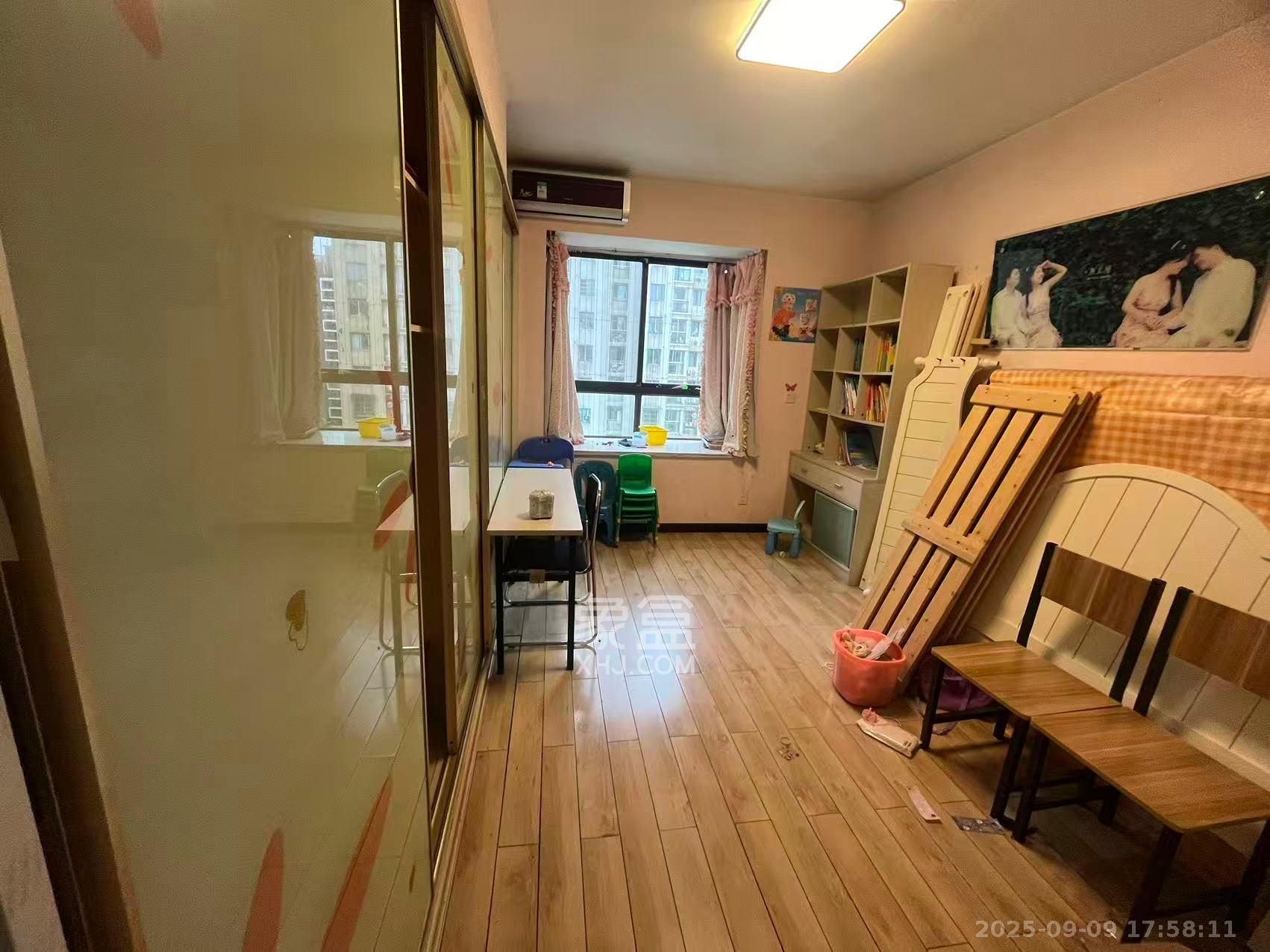 满庭芳小区 2室2厅2卫 2000.0元/月 满庭芳小区 2室2厅2卫 2000.0元/月室内图