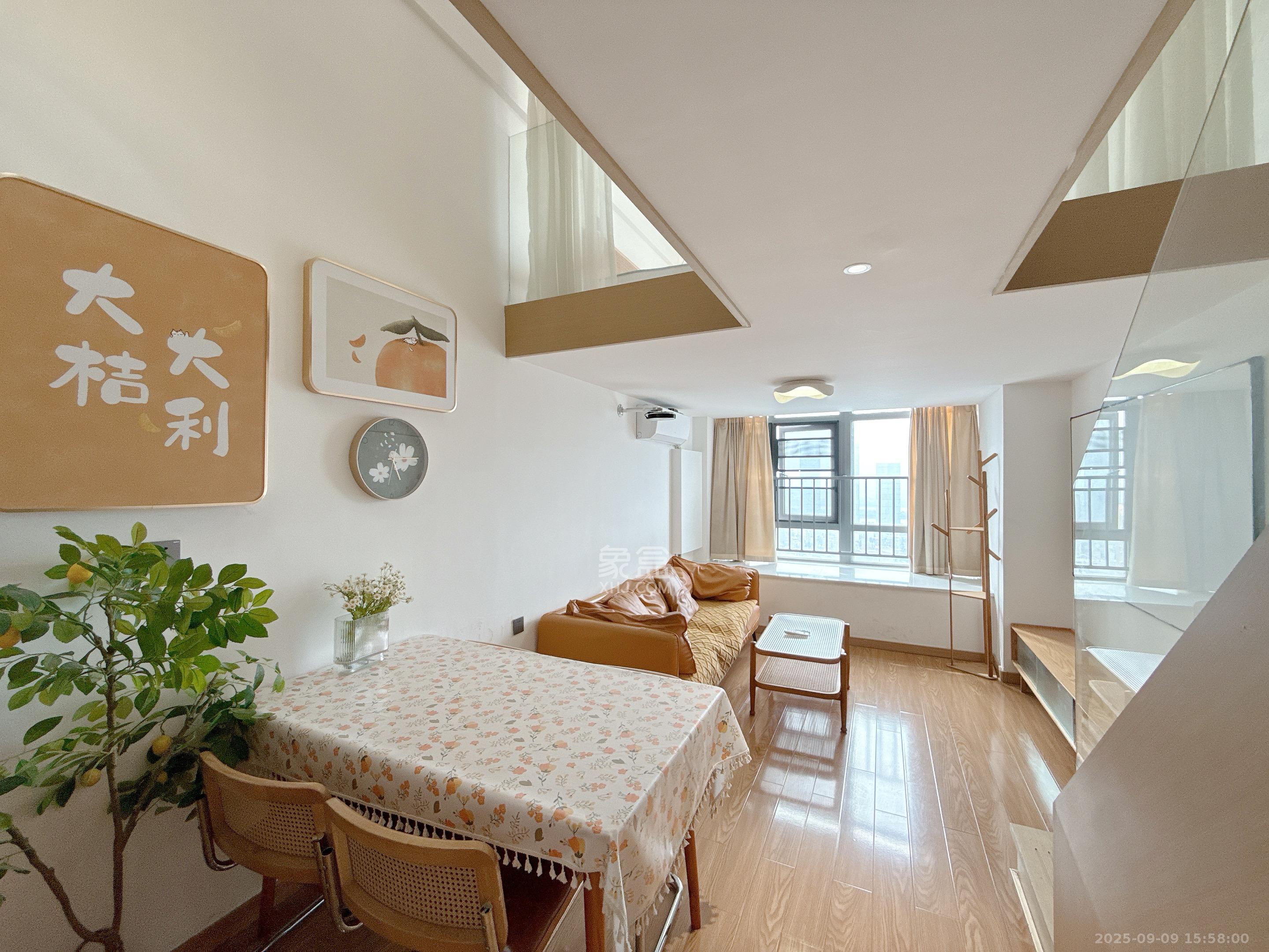 阳光城檀悦  2室1厅1卫    2800.0元/月 阳光城檀悦  2室1厅1卫    2800.0元/月室内图