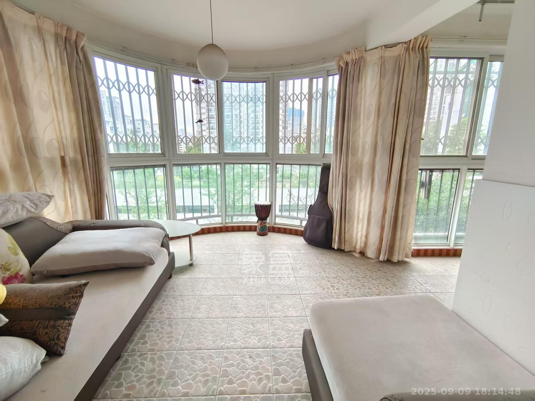 湘许嘉园  3室2厅2卫    3100.0元/月室内图