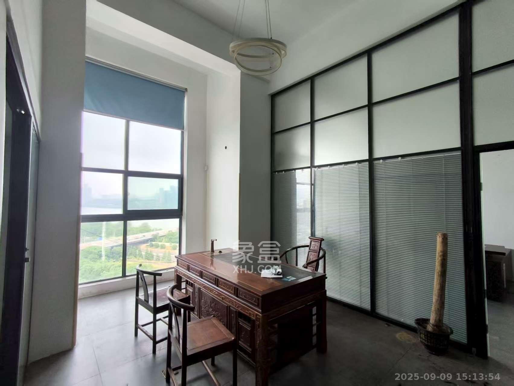 兰亭湾畔 1室1厅1卫 5500.0元/月 兰亭湾畔 1室1厅1卫 5500.0元/月室内图