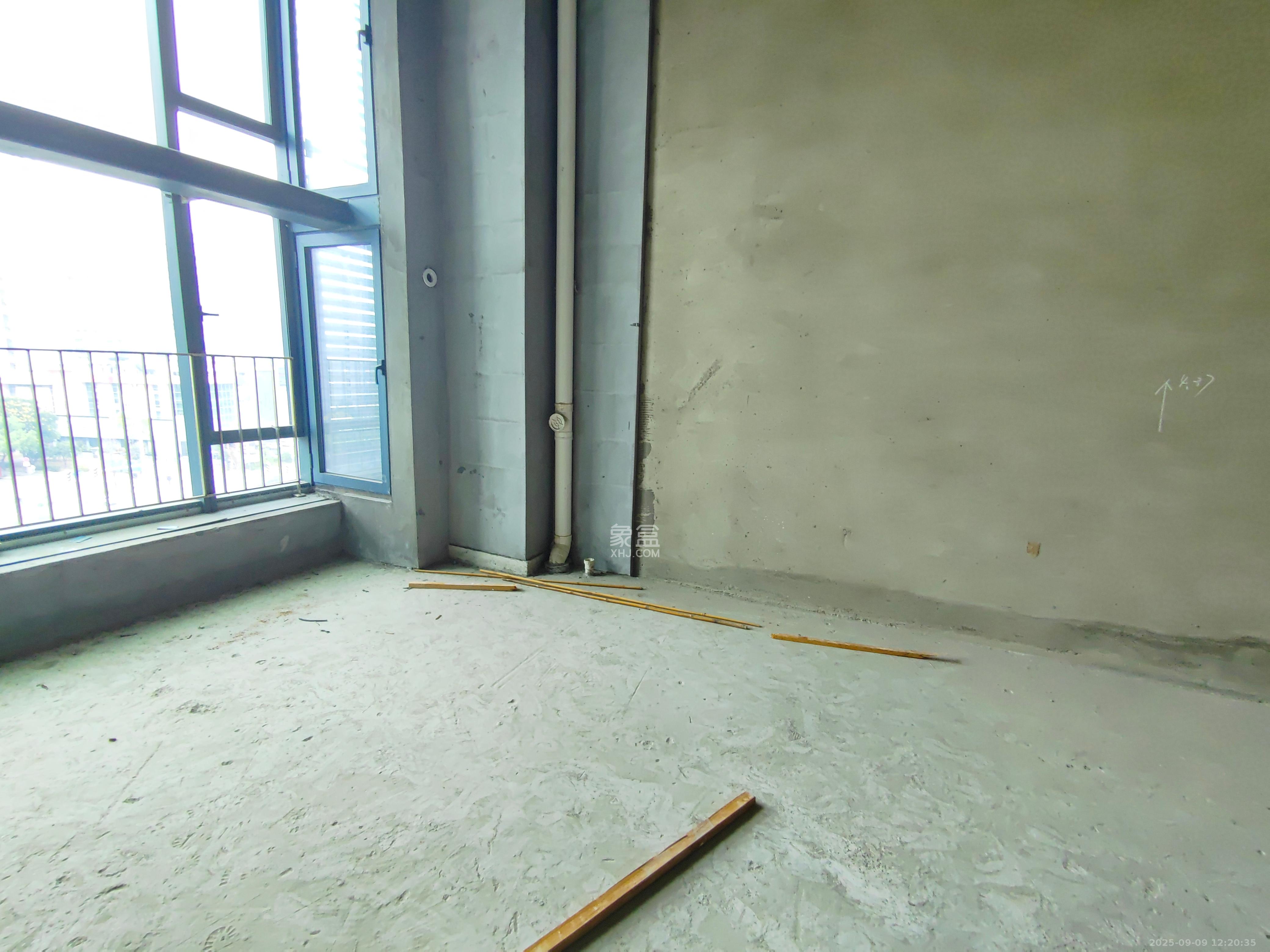 京武浪琴山三期（京武中心）  1室0厅0卫    2000.0元/月室内图