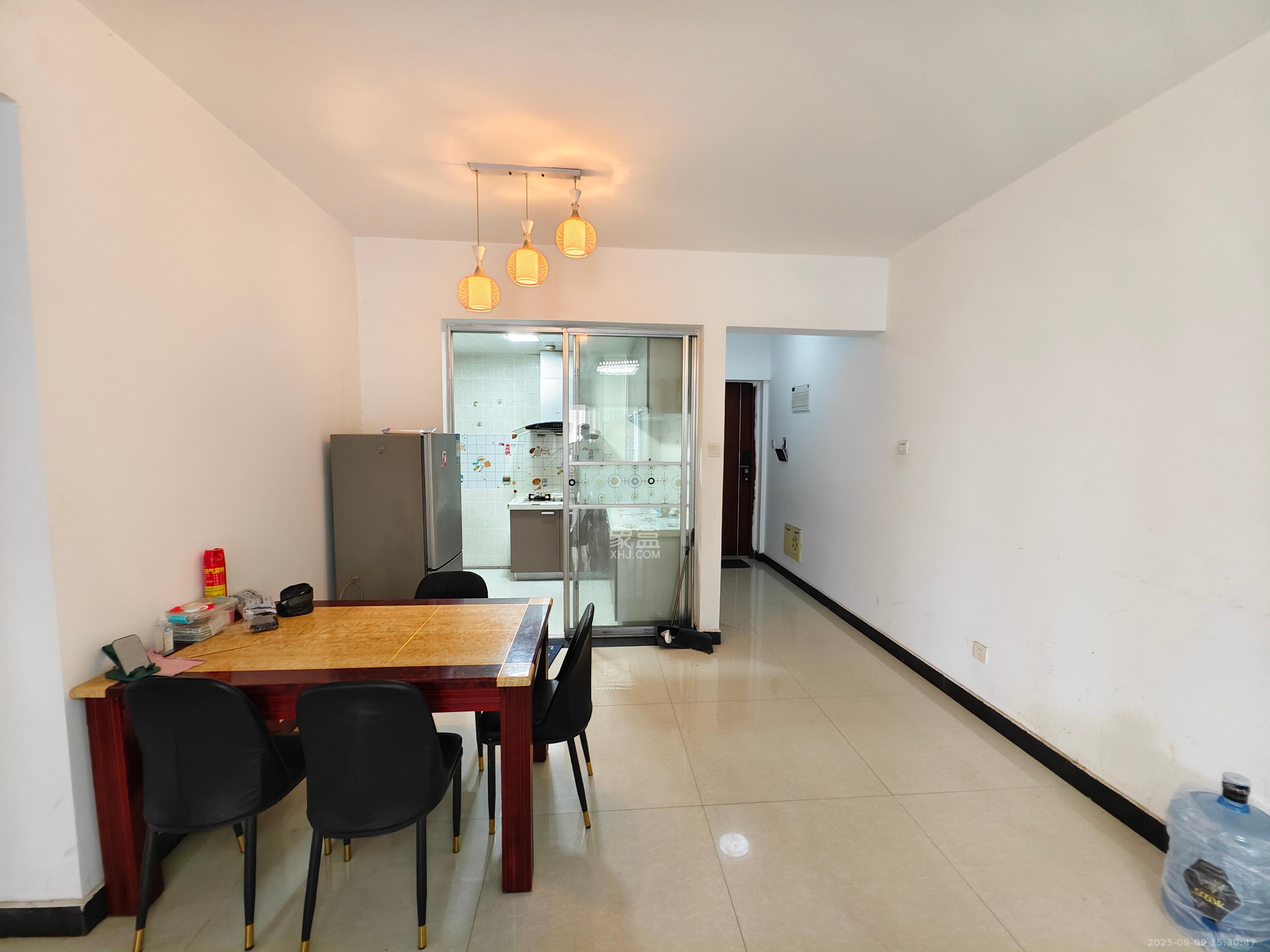 达美D6区 3室2厅1卫 2500.0元/月 达美D6区 3室2厅1卫 2500.0元/月室内图