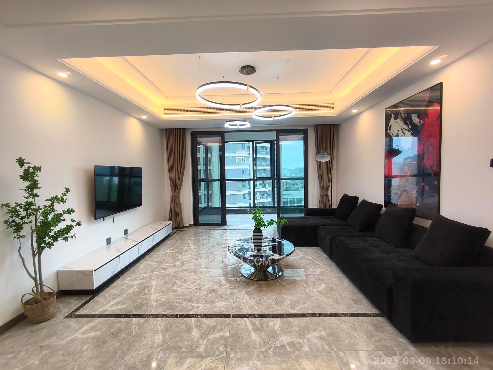 绿地V岛  4室2厅2卫    5000.0元/月 绿地V岛  4室2厅2卫    5000.0元/月室内图1